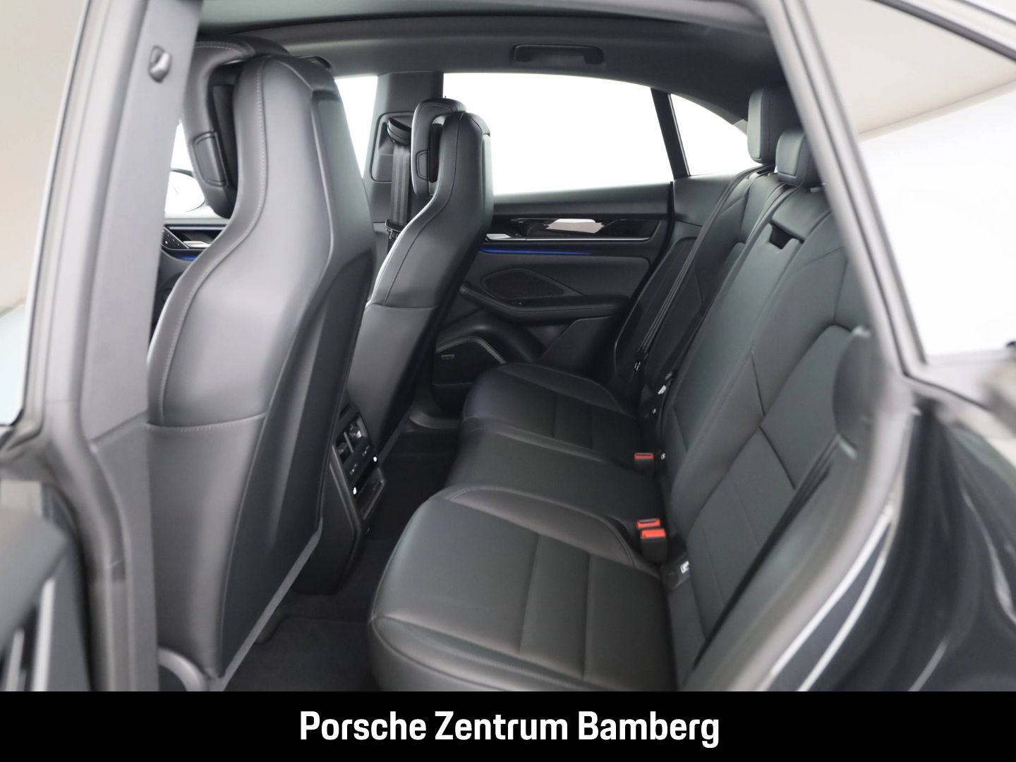 Porsche Macan 4/ Luft/ AHK/ Matrix/ 21 Zoll/ Lederpaket
