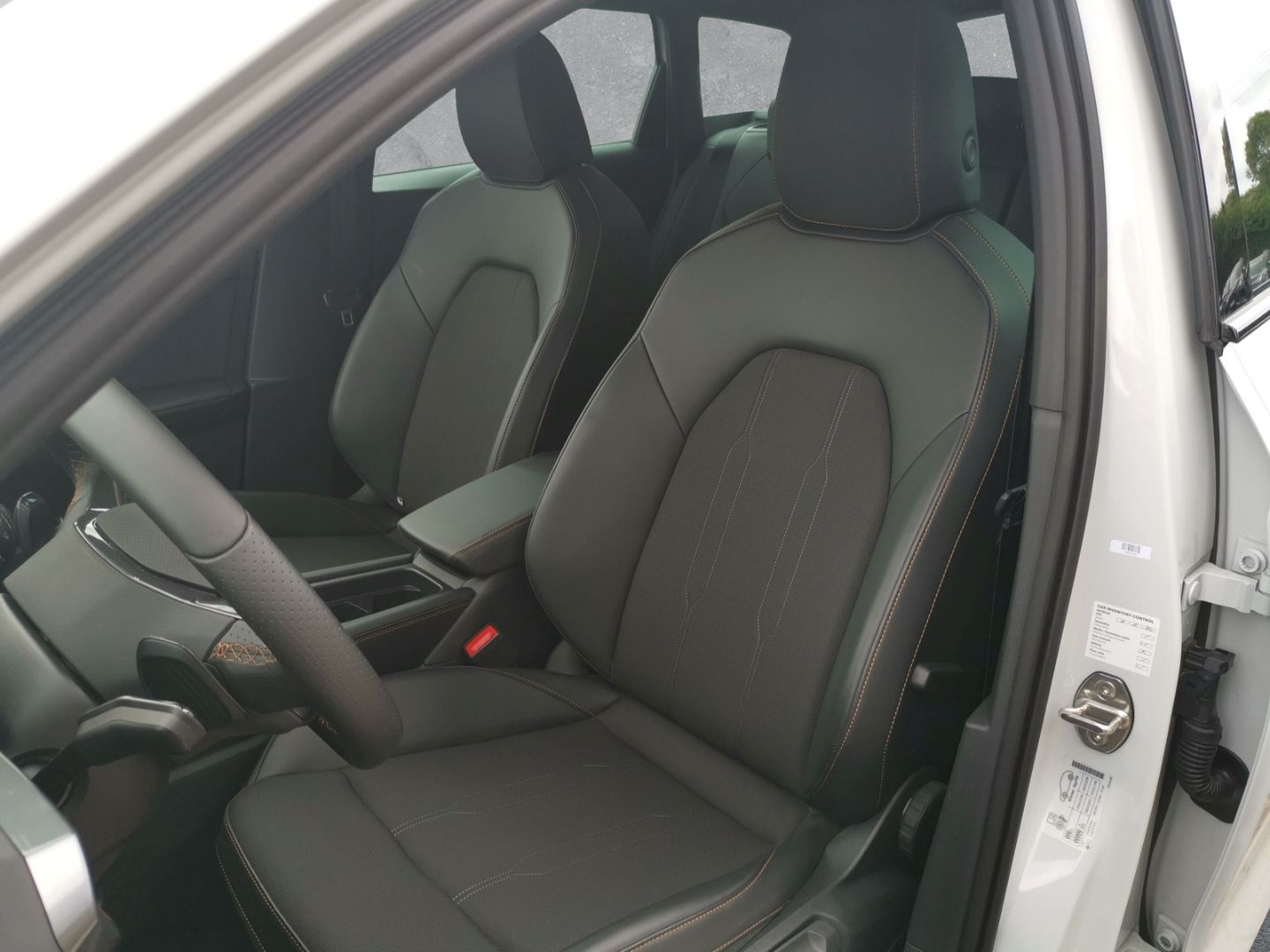 Cupra Leon SPORTSTOURER 1.5 eTSI - Samsaru's Car Outlet