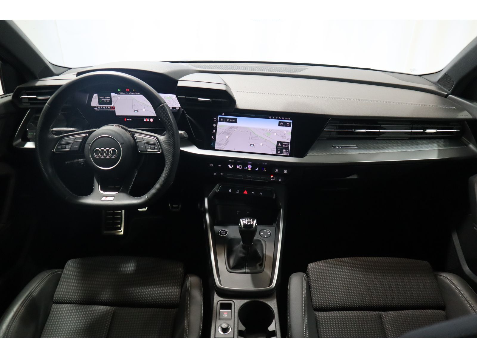 Audi A3 Sportback 35 TFSI S line - Samsaru's Car Outlet