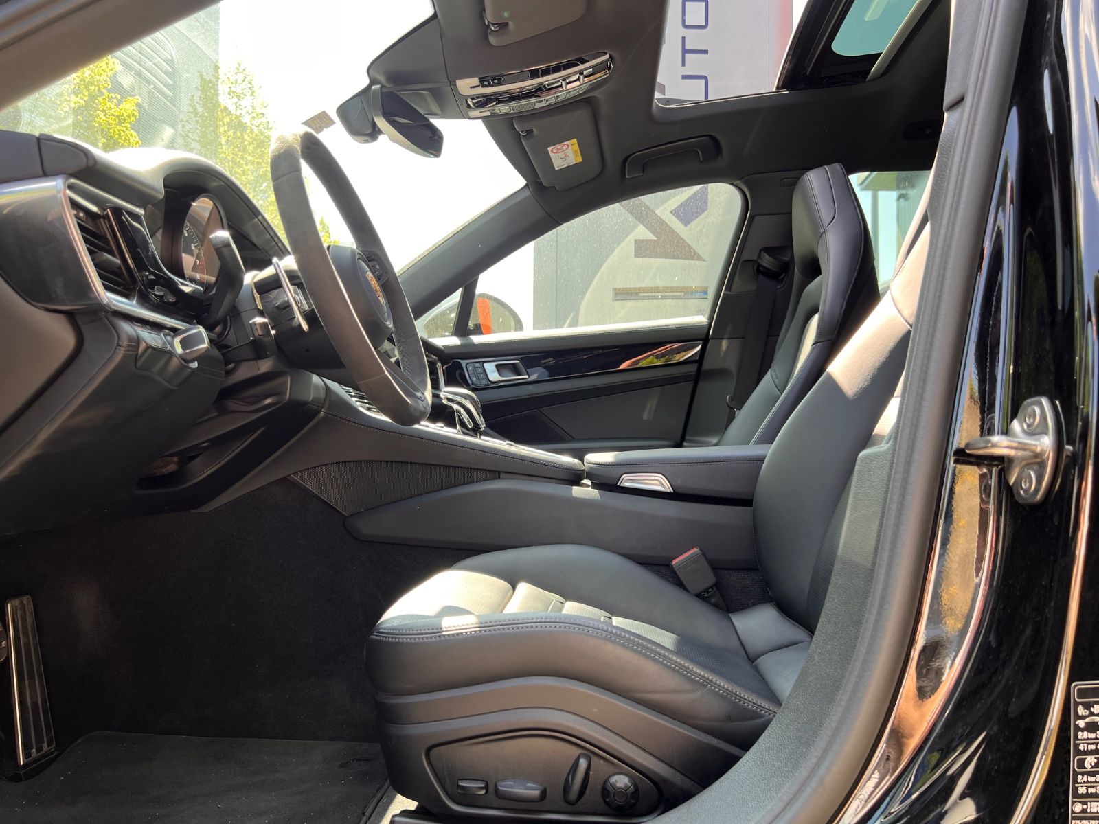 Porsche Panamera 4S E-Hyb. SPORT Tur. #PANORAMA! 21"ALU!