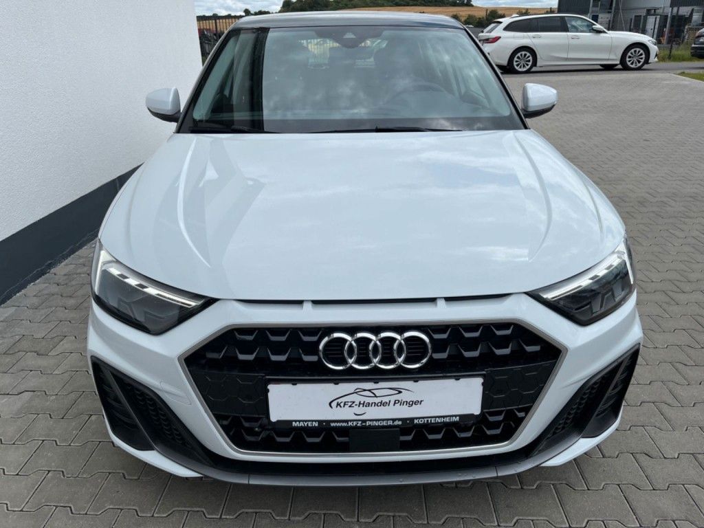 Audi A1 Sportback 30 TFSI S line - Samsaru's Car Outlet