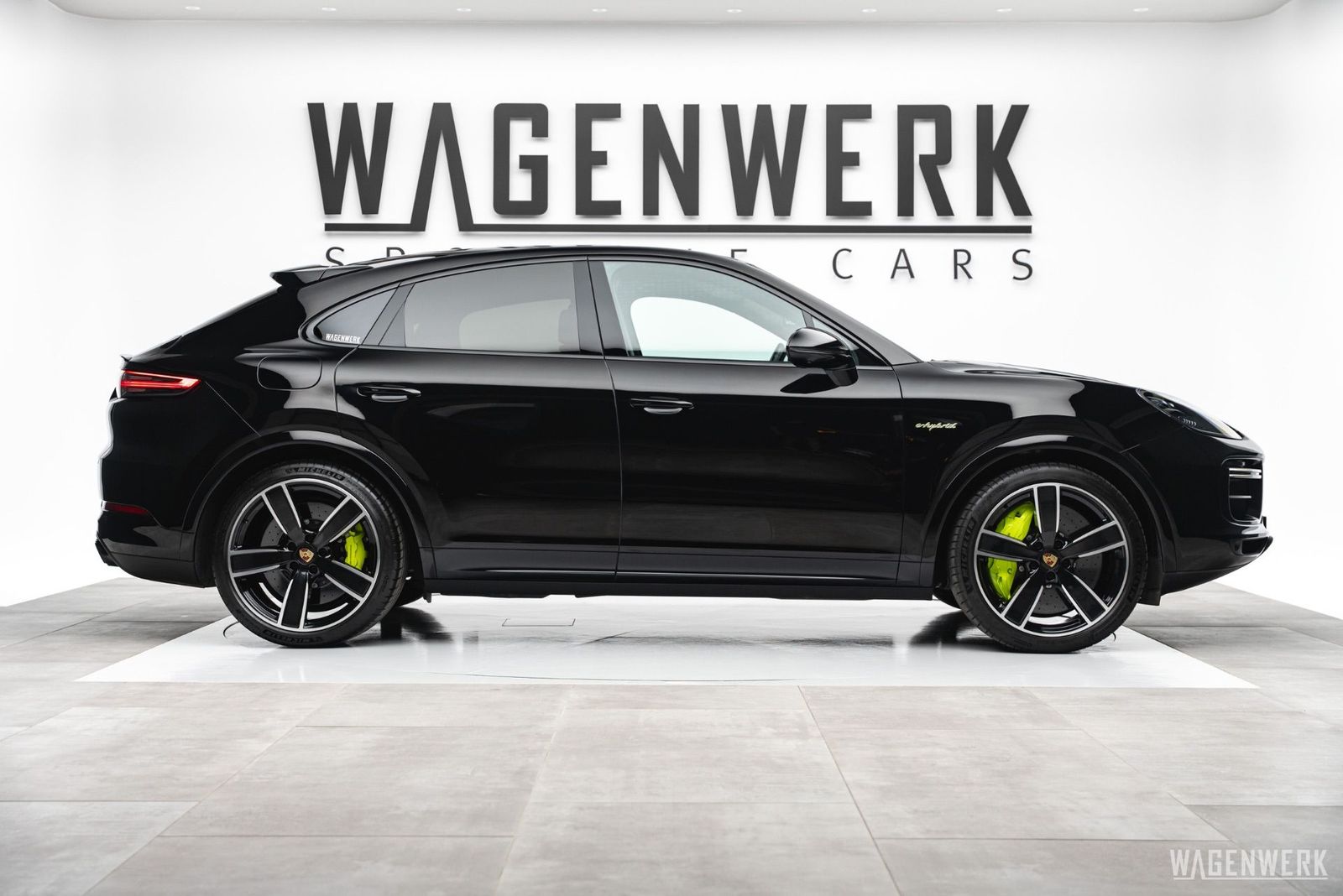 Porsche Cayenne Coupé Turbo S E-Hybrid MASSAGE AHV INNOD