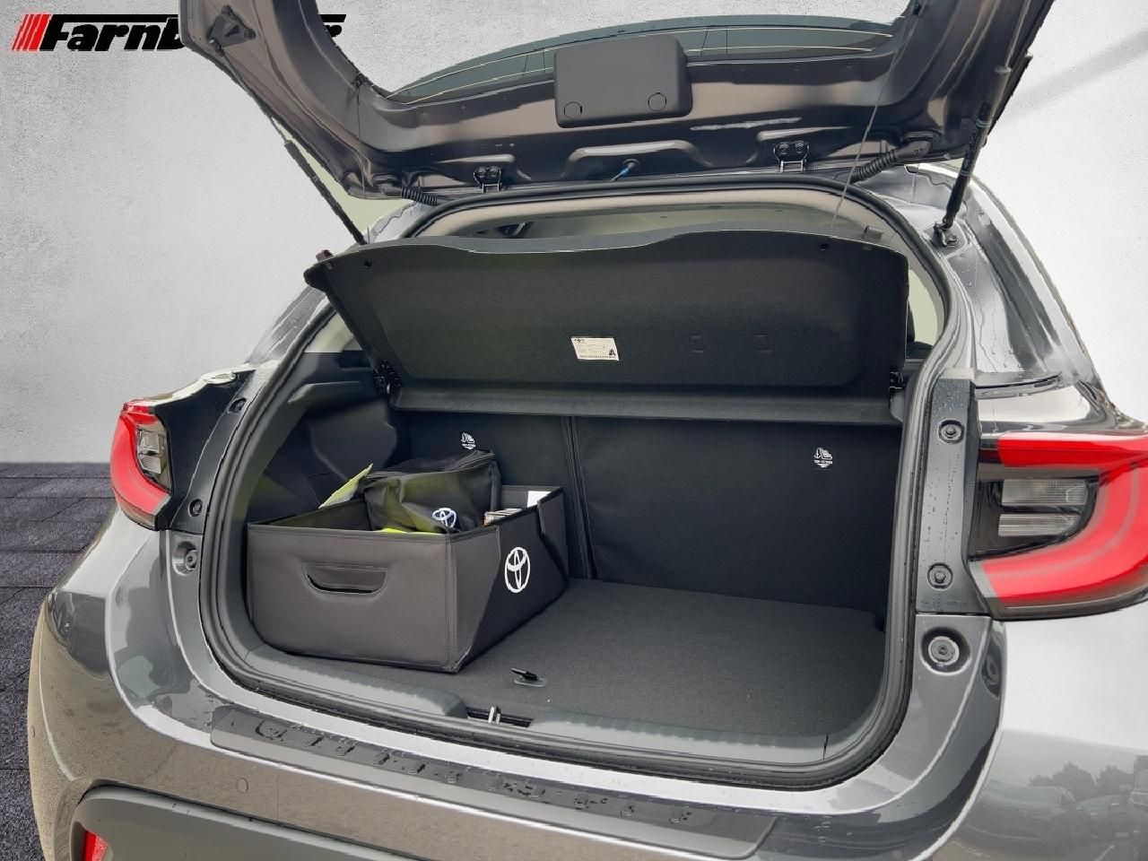 Toyota Yaris 1,5 Hybrid Teamplayer *Safetyp.*Comfortp.*