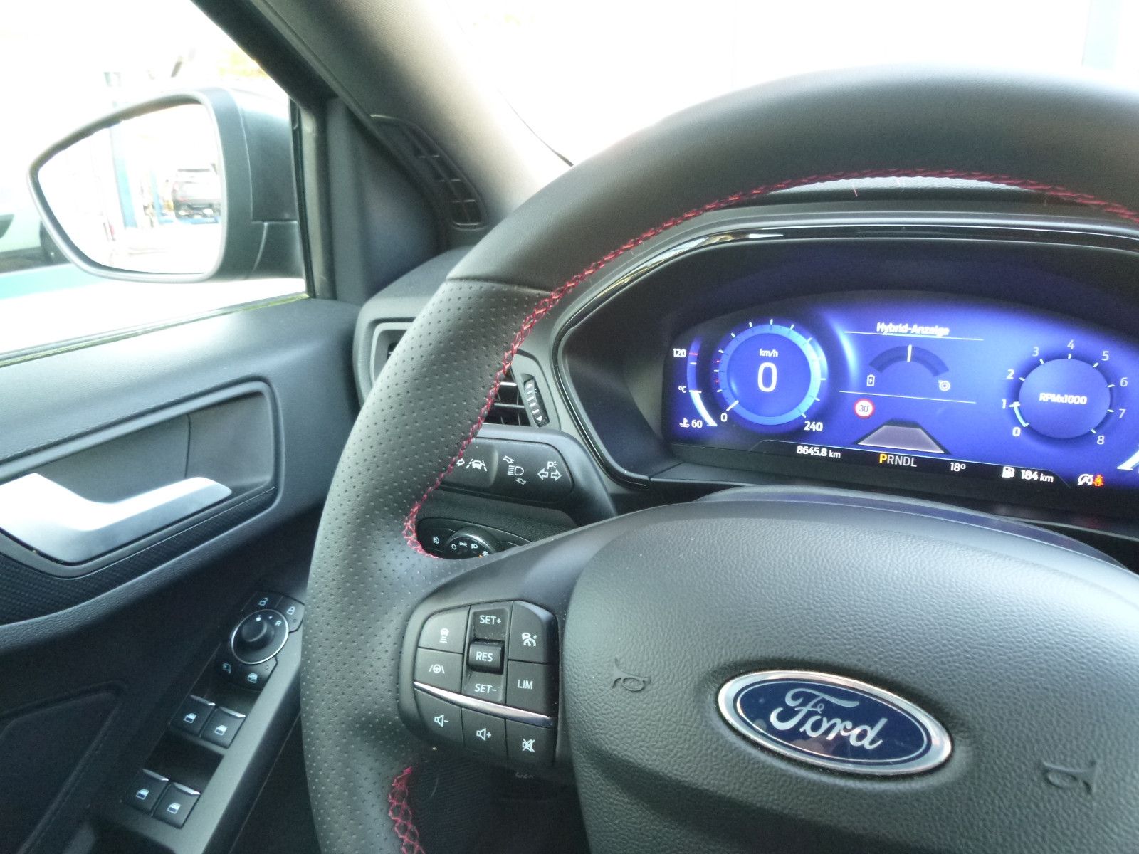 Ford Focus Turnier 1.0 EcoBoost MHEV ST-Line X Auto