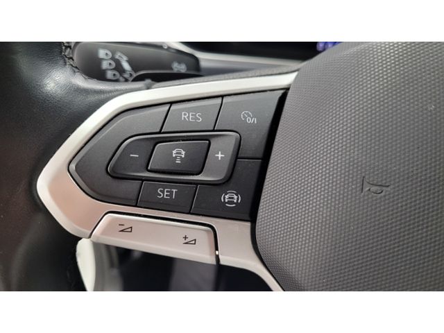 Volkswagen T-Roc 1.5 TSI Style DSG - Samsaru's Car Outlet
