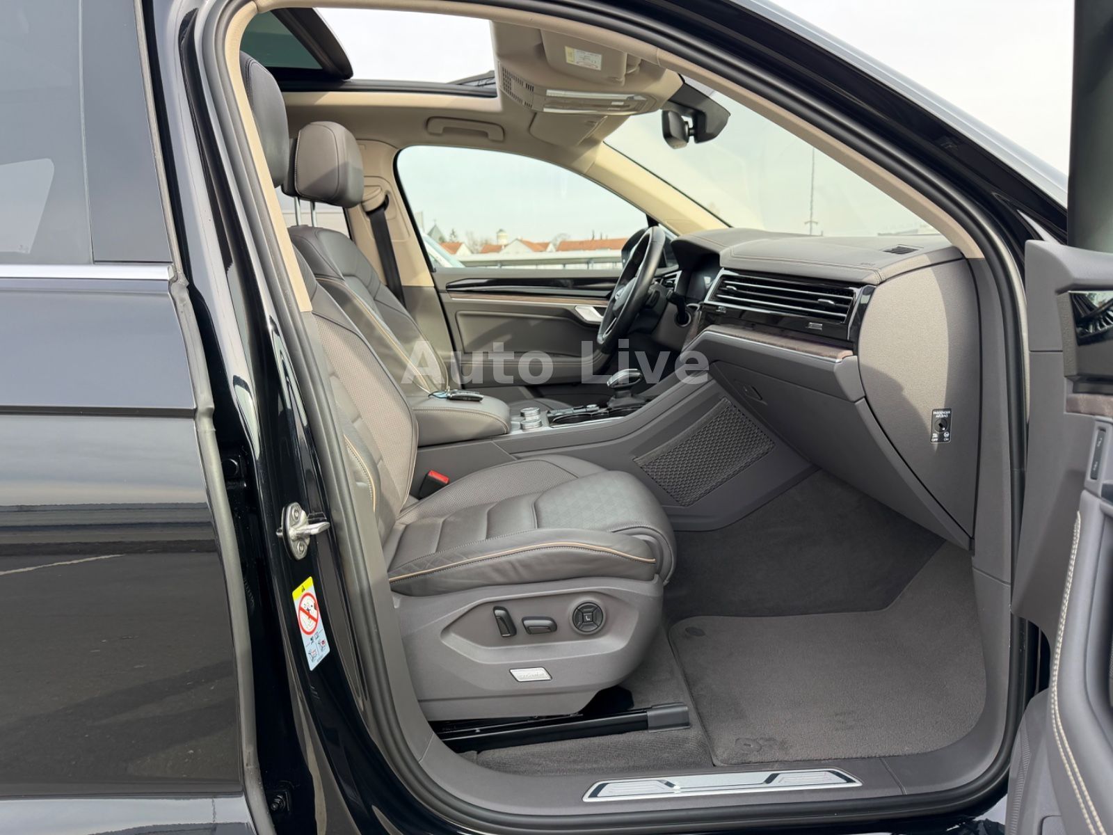 Volkswagen Touareg 3.0 TDI*Atmosphere*PAN*MATR*LUFT*360*VOL