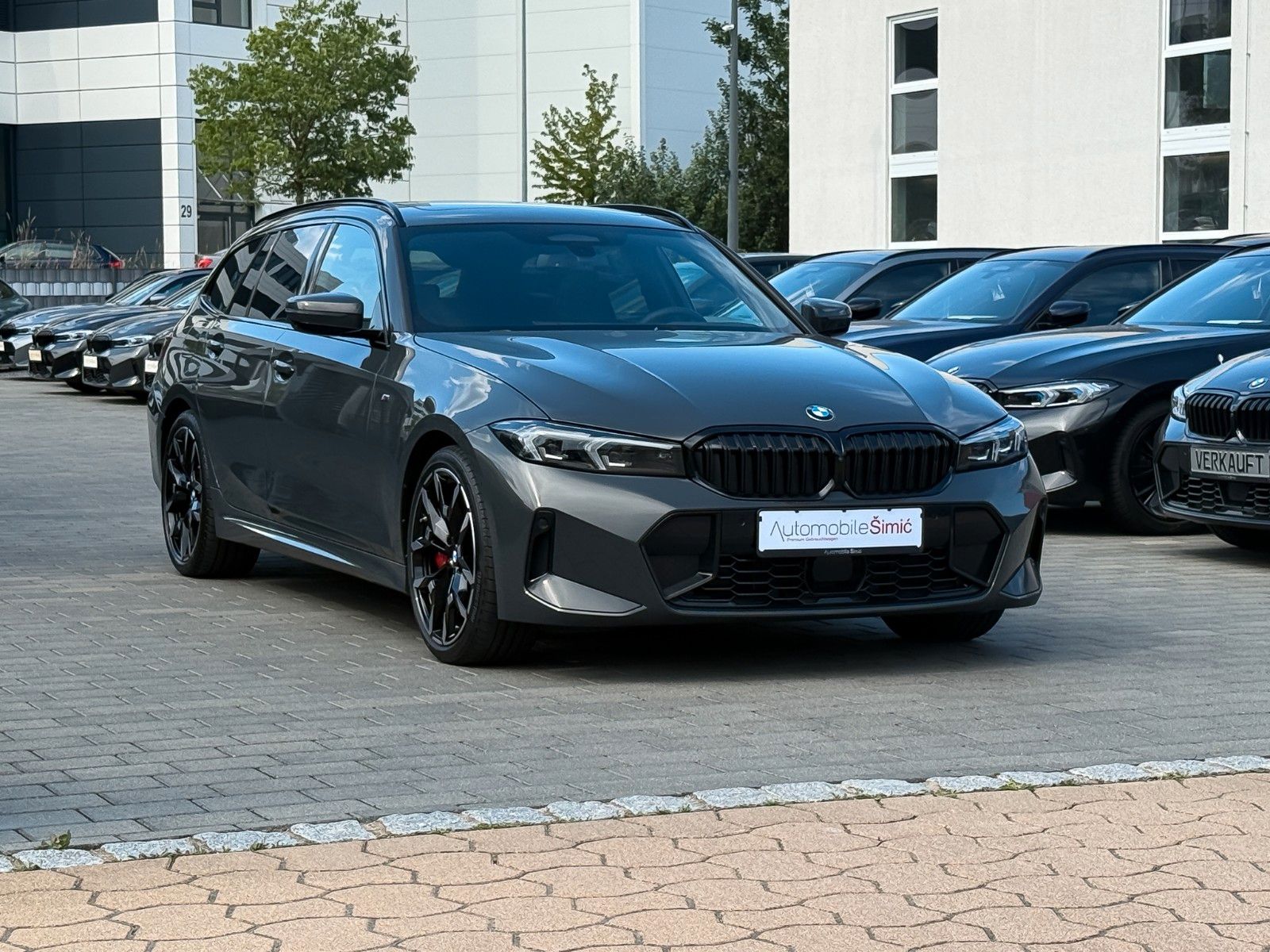BMW 320d xD M Sport pro HuD Pano hifi StHzg memory