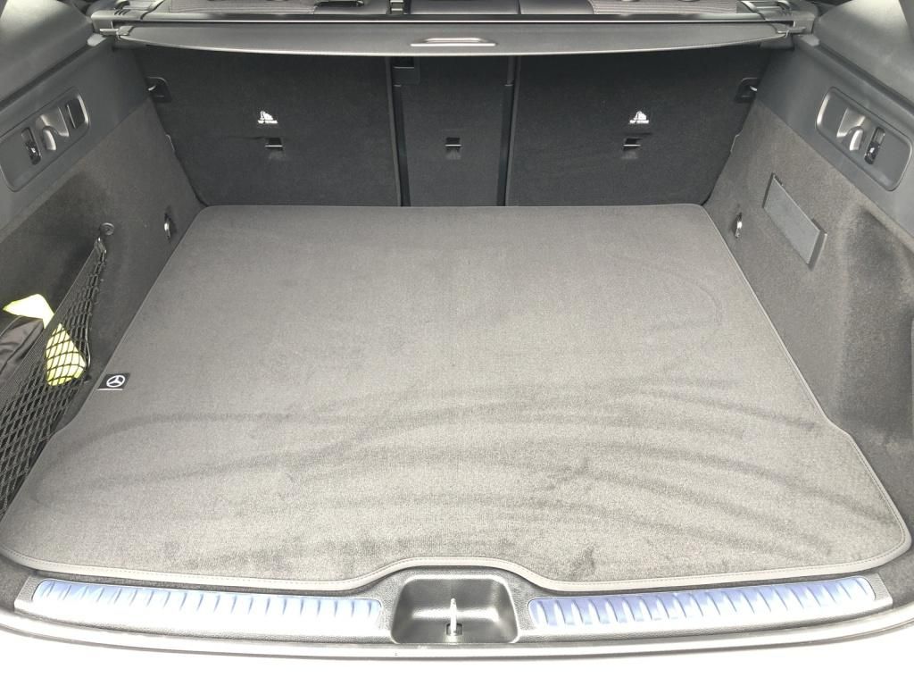 Mercedes-Benz GLC 220 d 4MATIC Avantgarde - Samsaru's Car Outlet