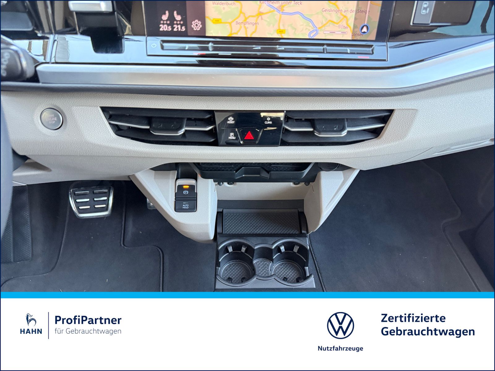 Volkswagen Multivan Style 2.0 TDI - Samsaru's Car Outlet