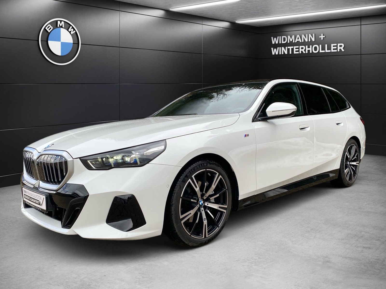 BMW 540d xDrive Touring M Sport HUD Pano DA+ B&W STH