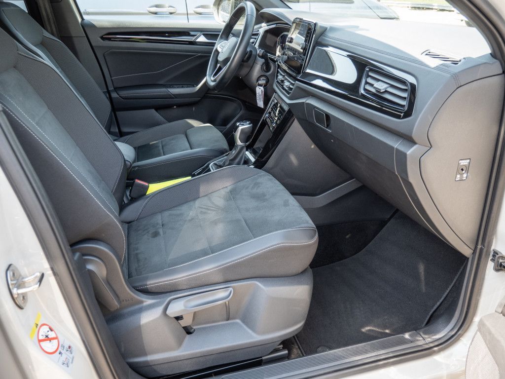 Volkswagen T-Roc 1.5 TSI DSG Style - Samsaru's Car Outlet