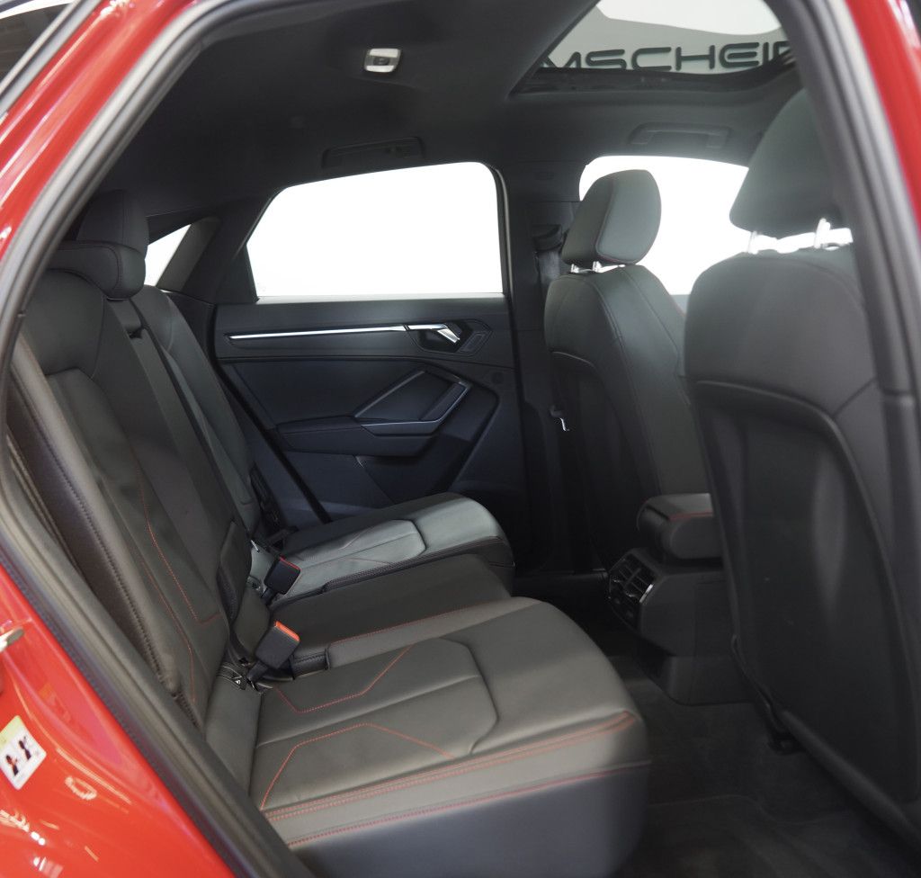 Audi Q3 40 TDI q. Sportback S line - Samsaru's Car Outlet