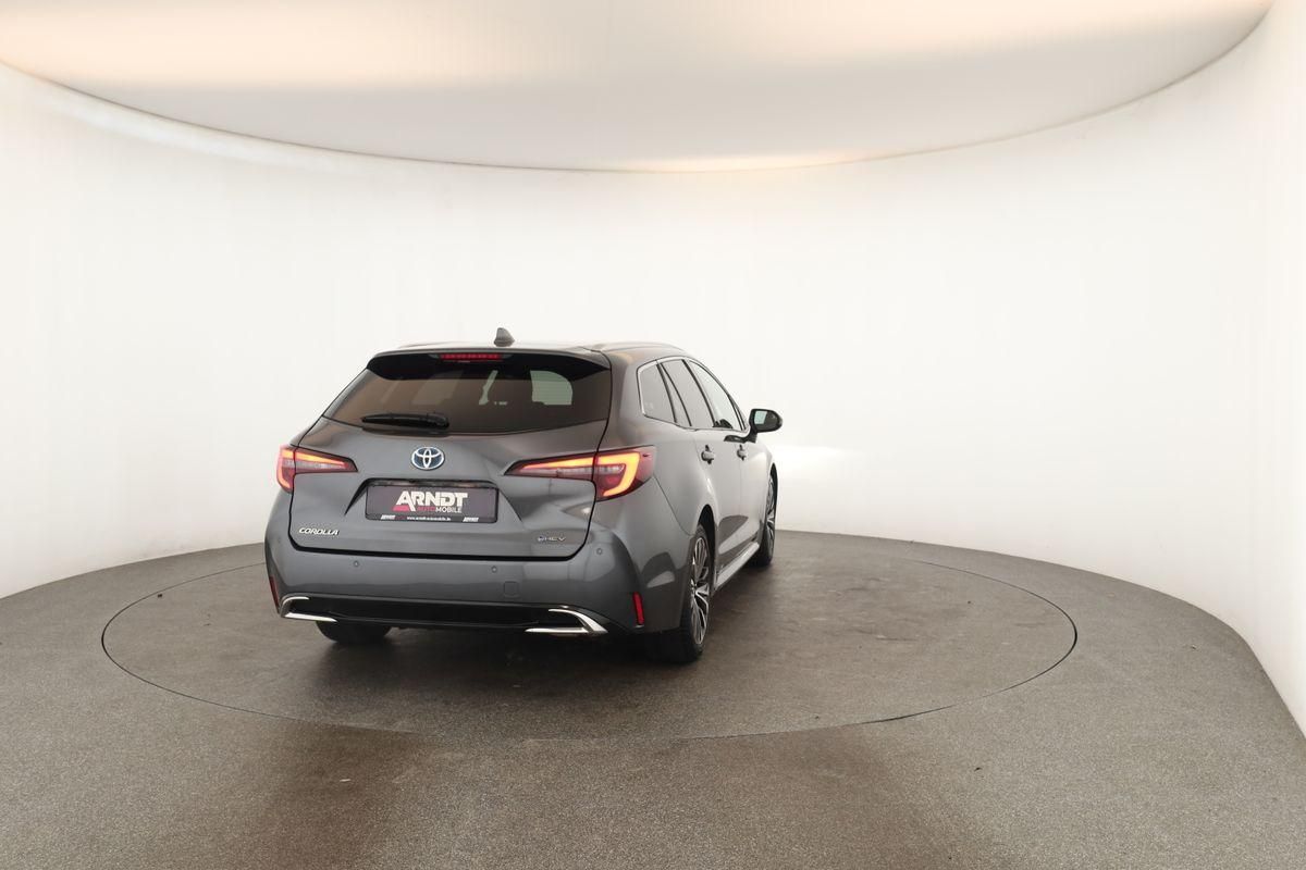 Toyota Corolla Touring Sports 2.0 CVT Team D Navi Kam