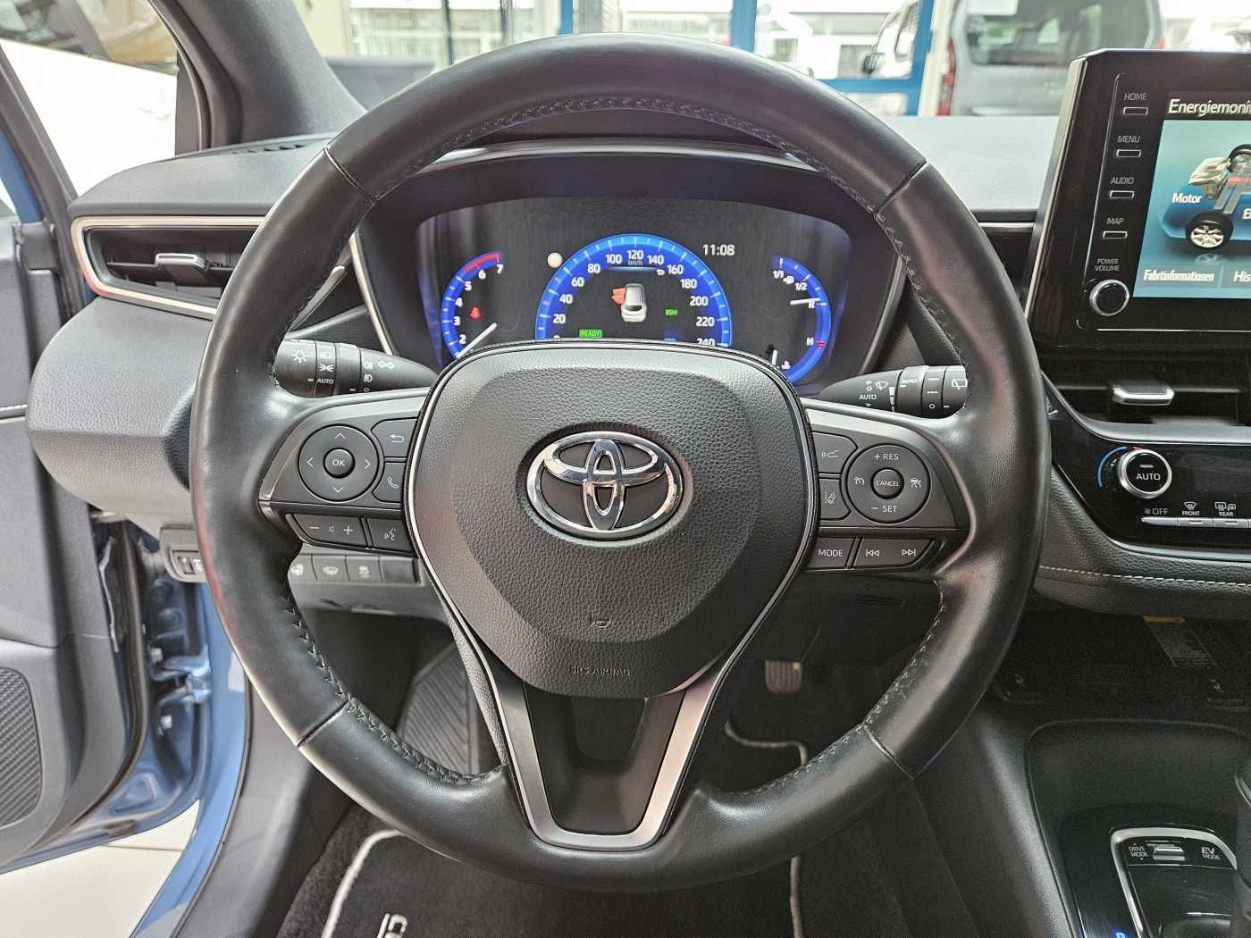 Toyota Corolla Touring Sports 1.8 Hybrid - Samsaru's Car Outlet