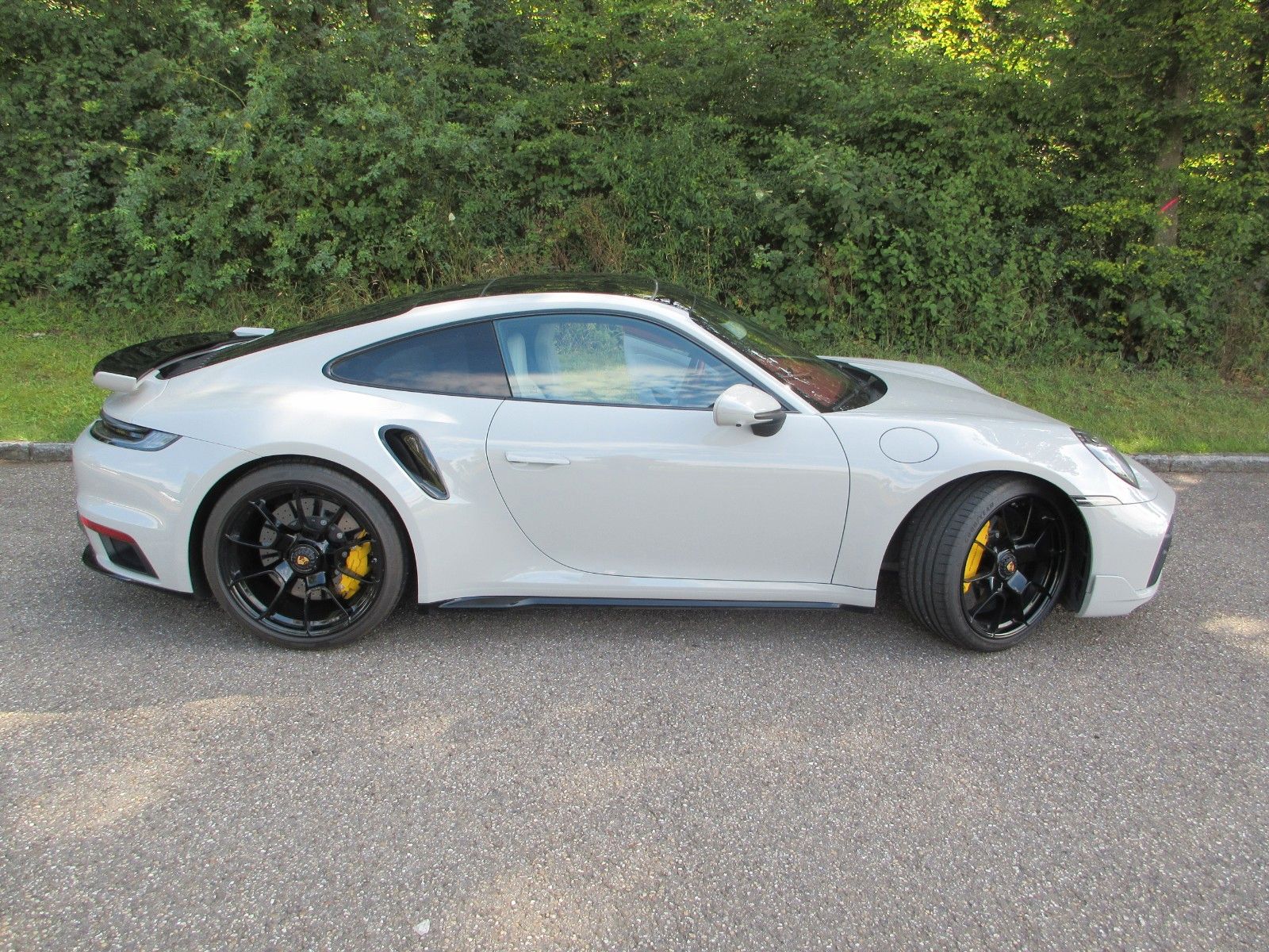 Porsche 992 Turbo S  Vollausstattung/Aero-Kit/SSD/Liftsy