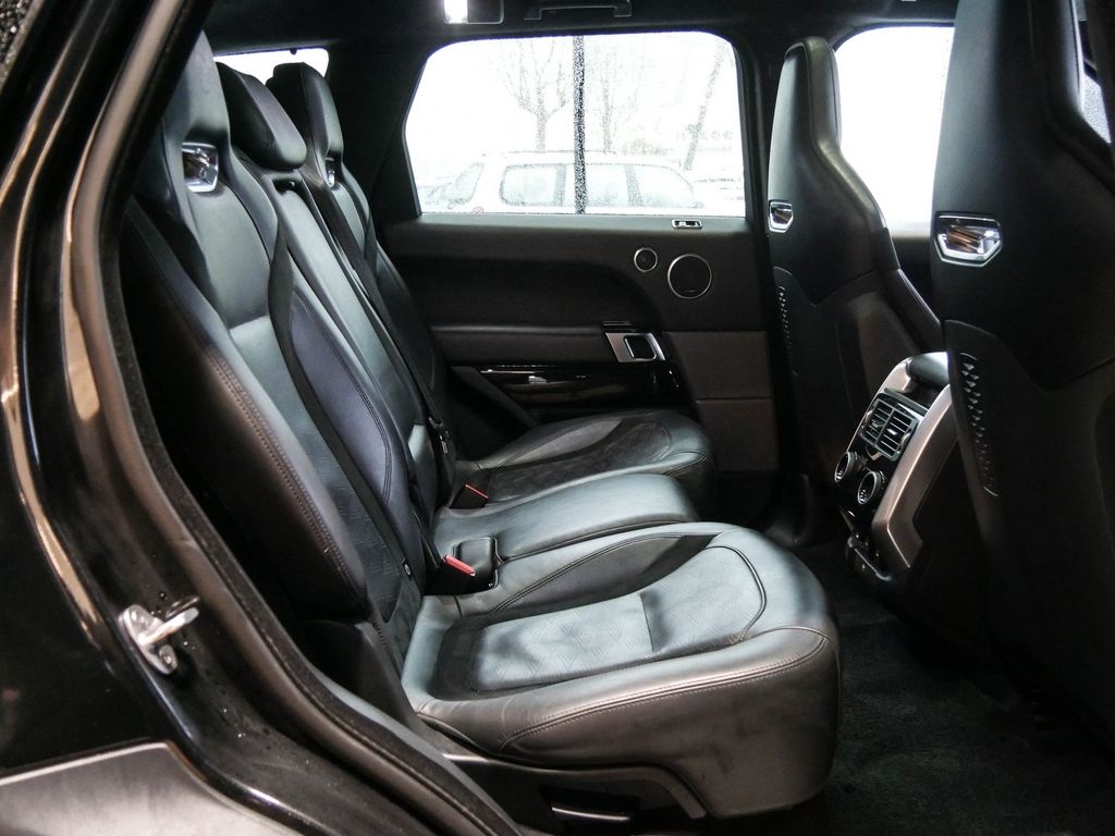 Range Rover Sport 5.0 SVR - Samsaru's Car Outlet