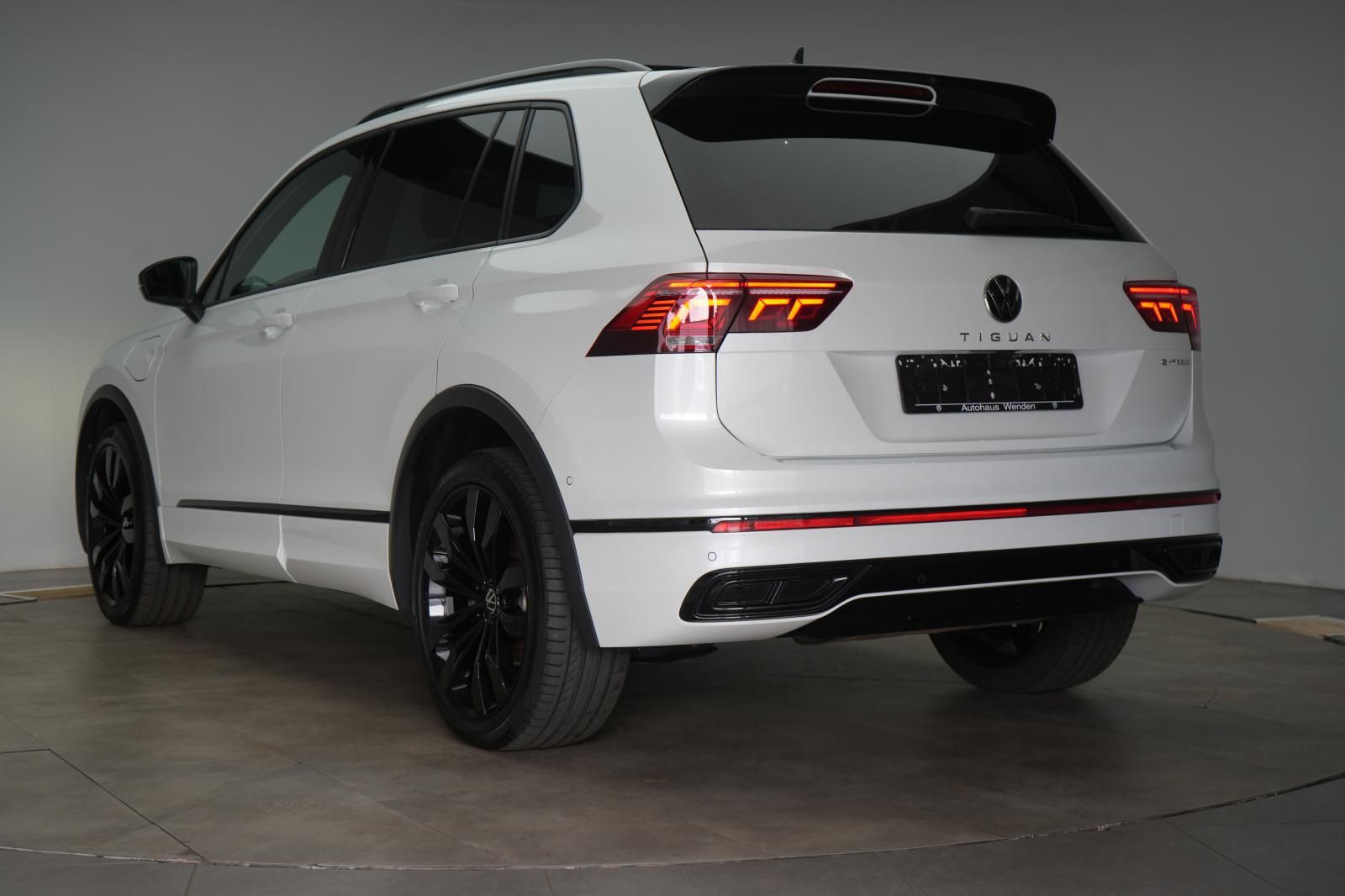 Volkswagen Tiguan 1.4 eHybrid DSG R-Line Leder/ACC/Pano/Kam