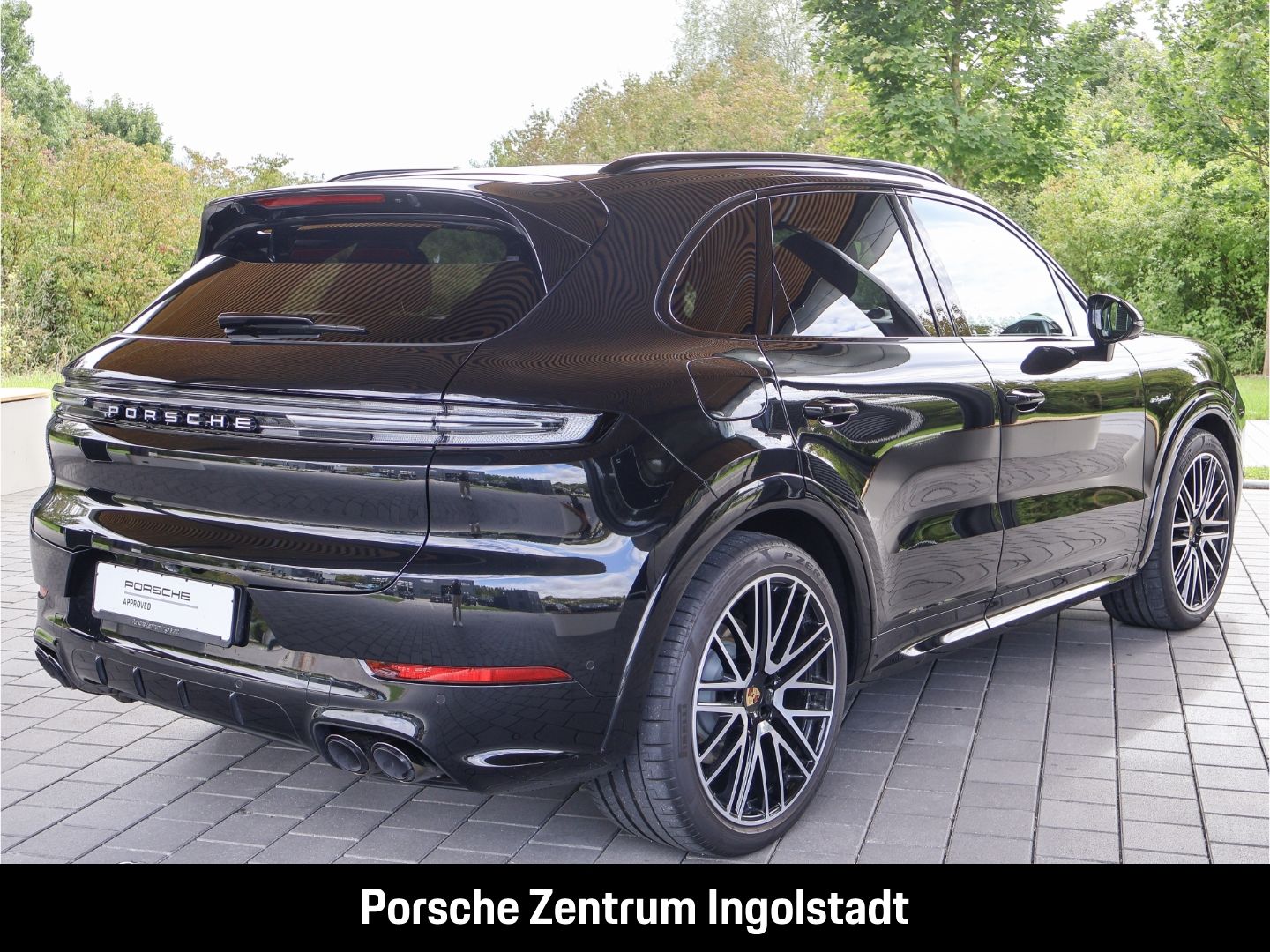 Porsche Cayenne E-Hybrid Matrix LED, Head-Up, BOSE, uvm.