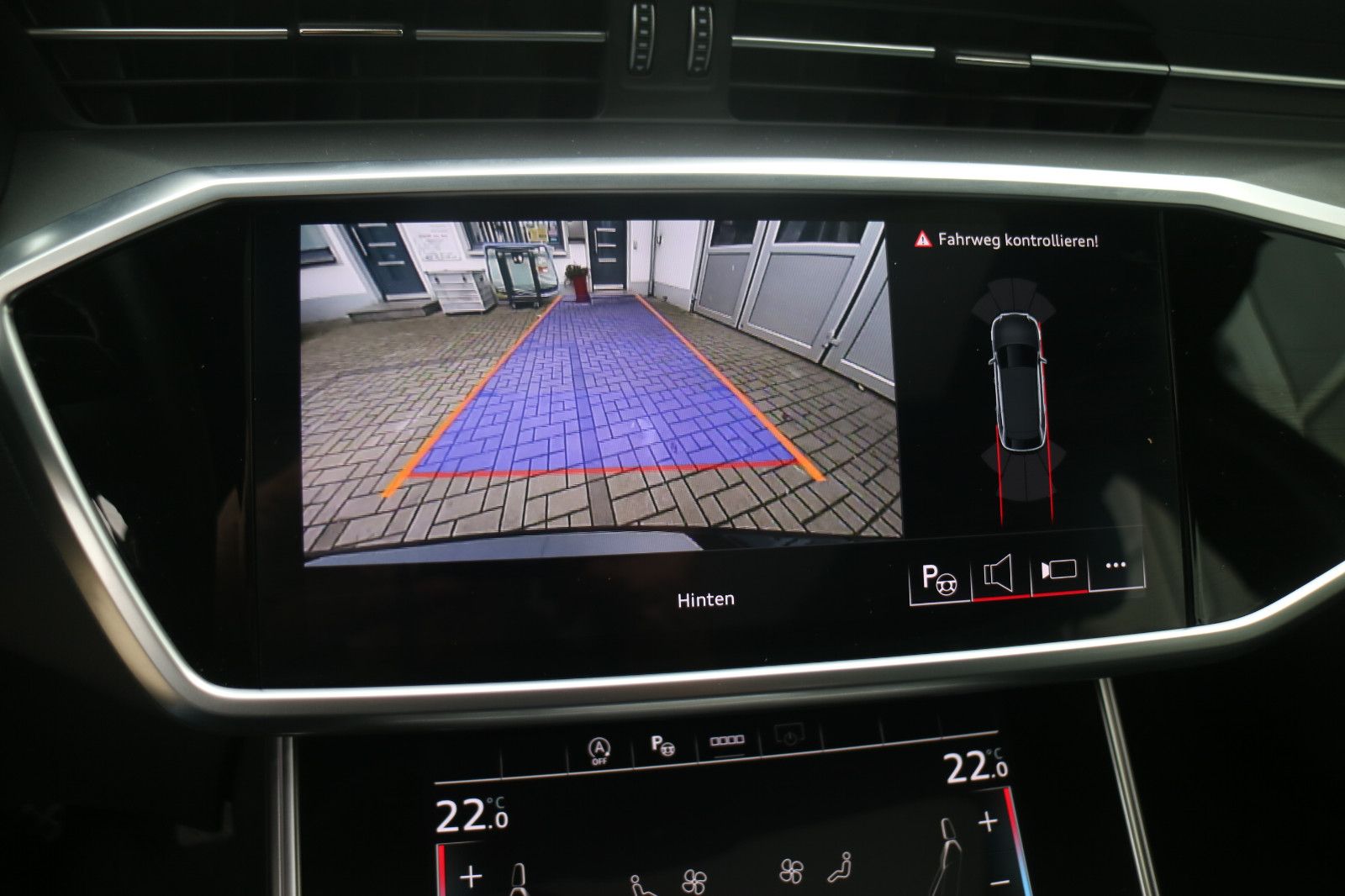 Audi A6 Avant 45 TFSI quattro S line-Pano-AHK-ACC