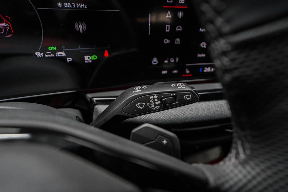 Audi A5 Avant TDI quattro s-tronic S-Line,AHK,B -LAG.