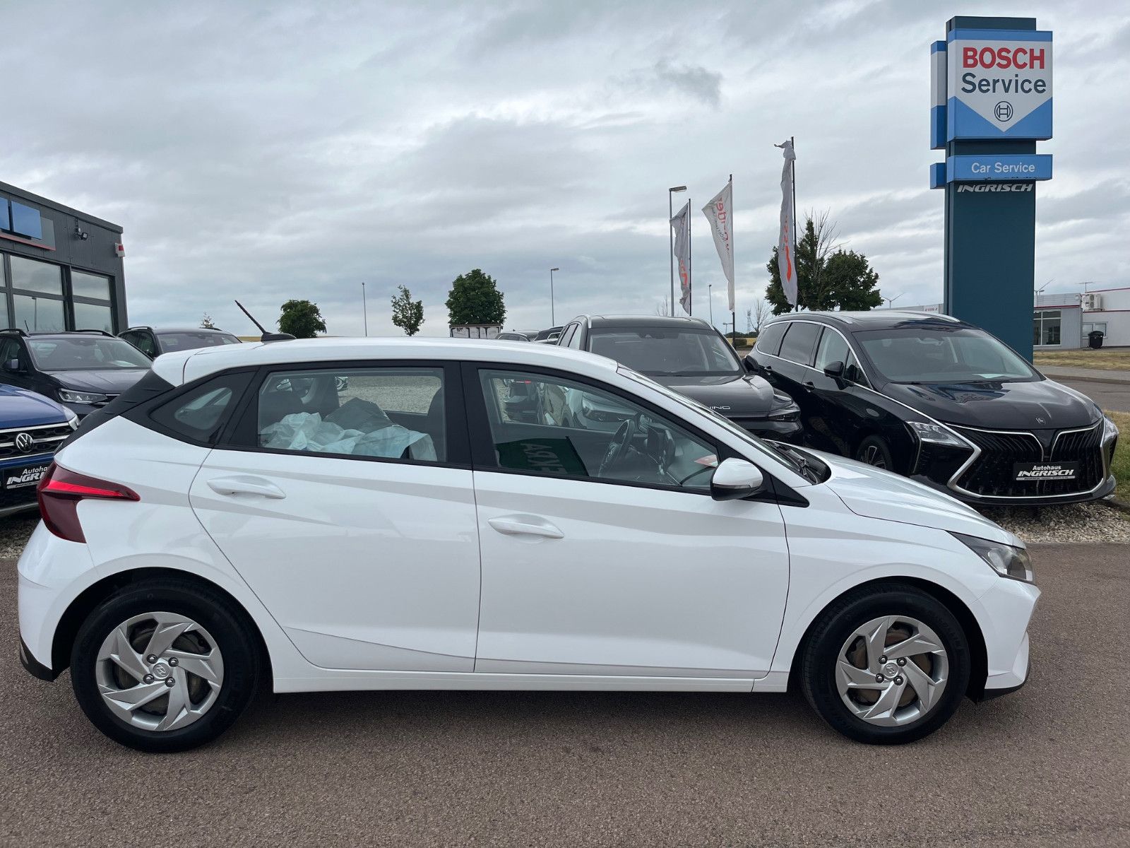 Hyundai i20 - Samsaru's Car Outlet