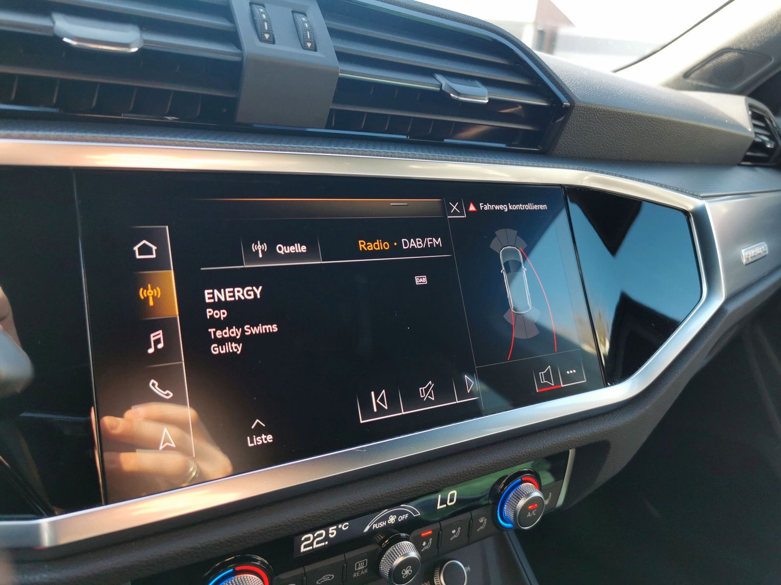 Audi Q3 S line 40 TDI quattro - Samsaru's Car Outlet