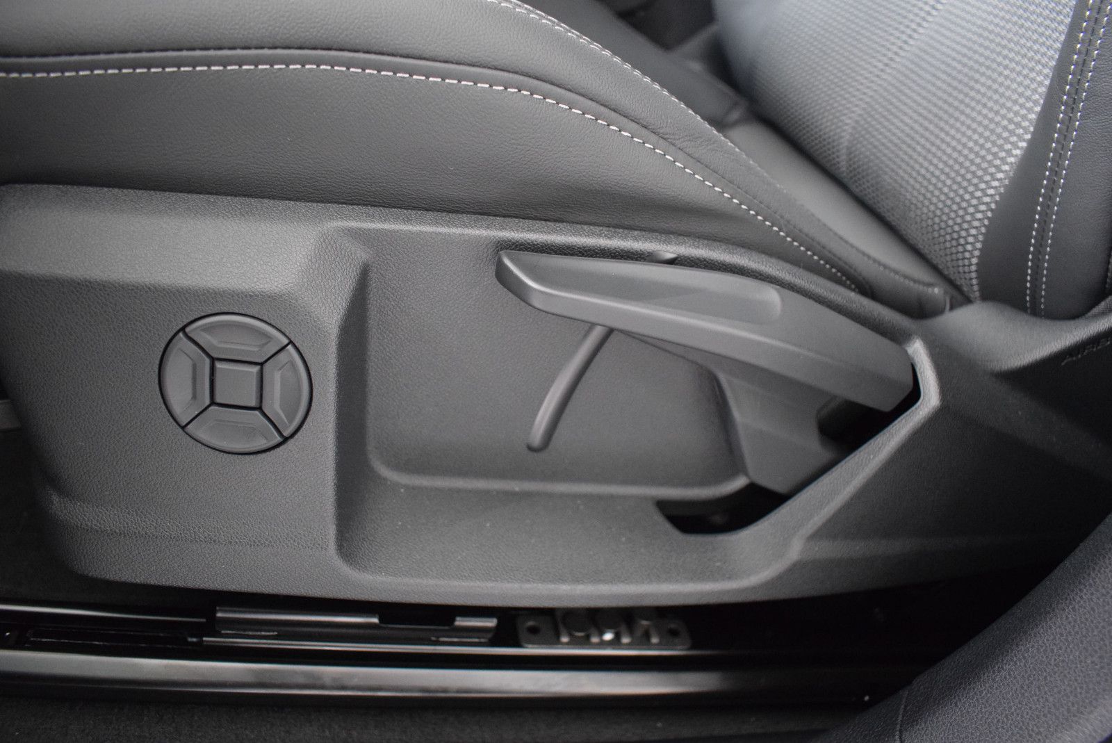 Audi Q3 Sportback S line 35TDI - Samsaru's Car Outlet