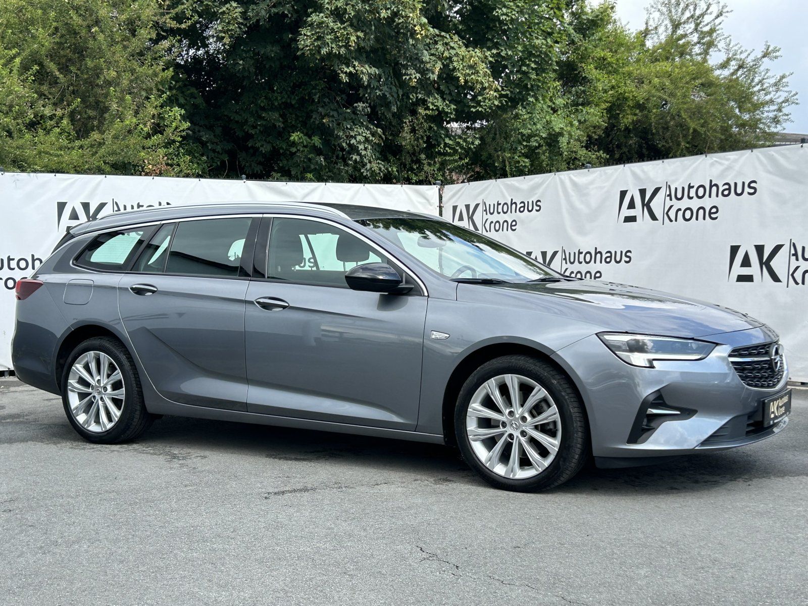 Opel Insignia 2.0 CDTI Business - Samsaru's Car Outlet