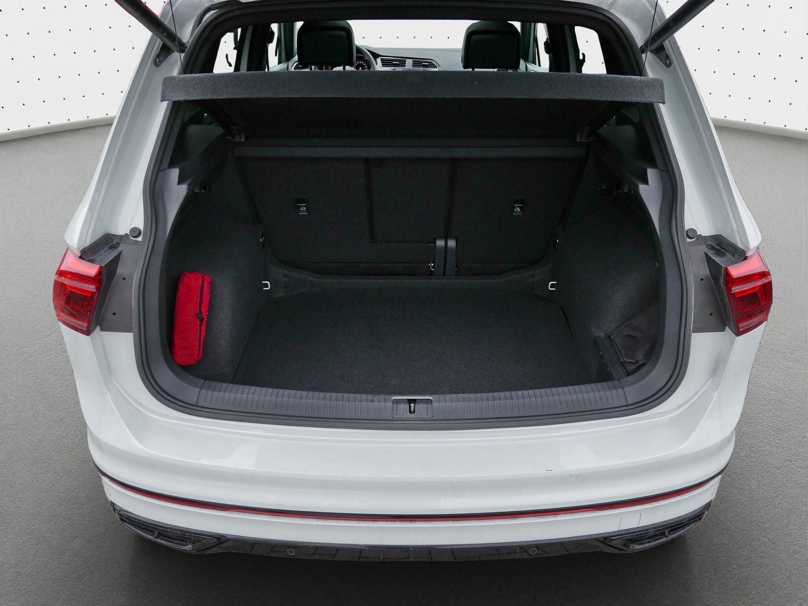 Volkswagen Tiguan 2.0 TDI R-Line Leder*PANO*HuD*IQ.LIGHT*