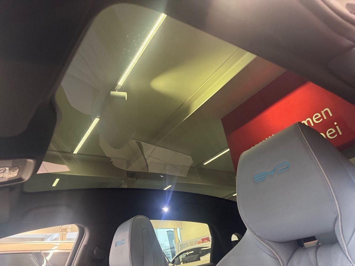 BYD Seal 230 kW RWD Design Panorama LED Navi