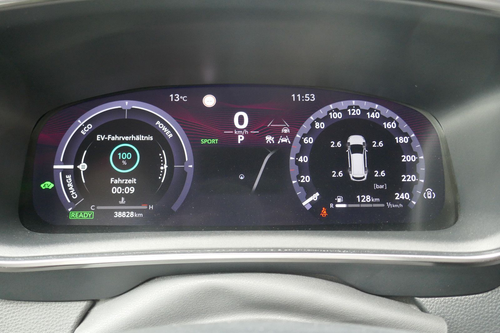 Toyota Corolla 2.0 Hybrid Lounge - Samsaru's Car Outlet