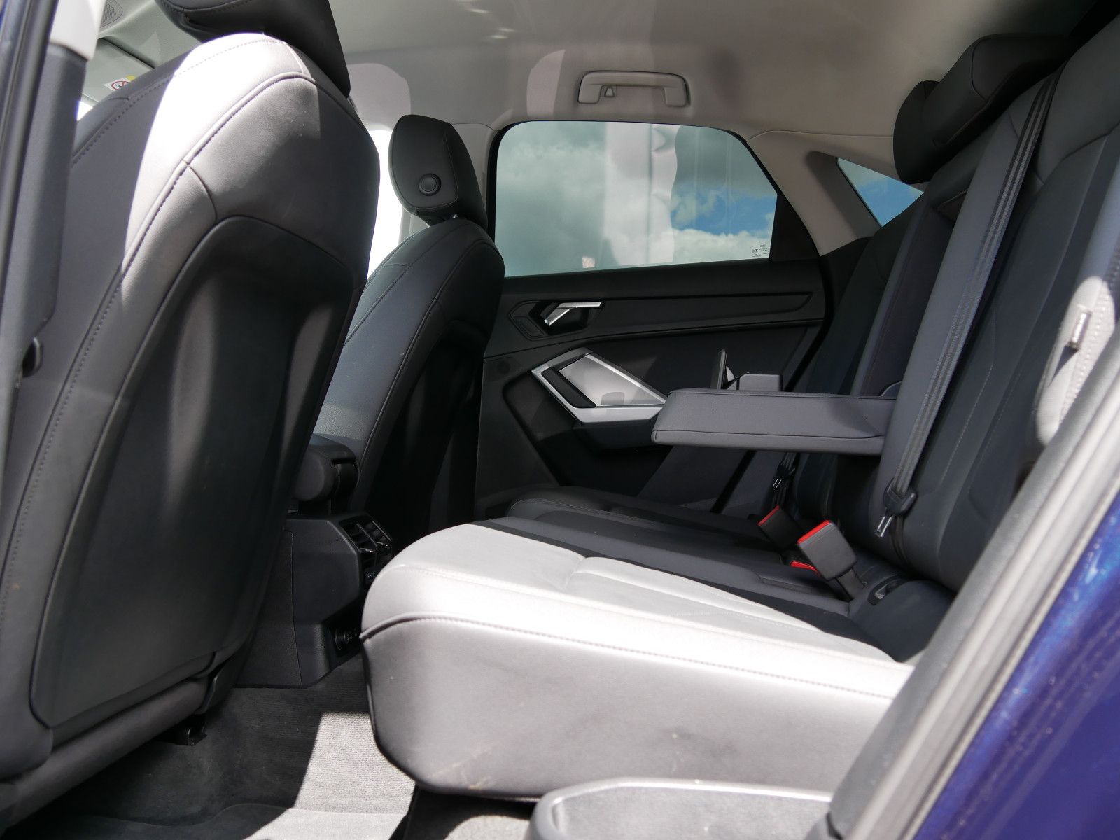 Audi Q3 Sportback 45 TFSI quattro - Samsaru's Car Outlet