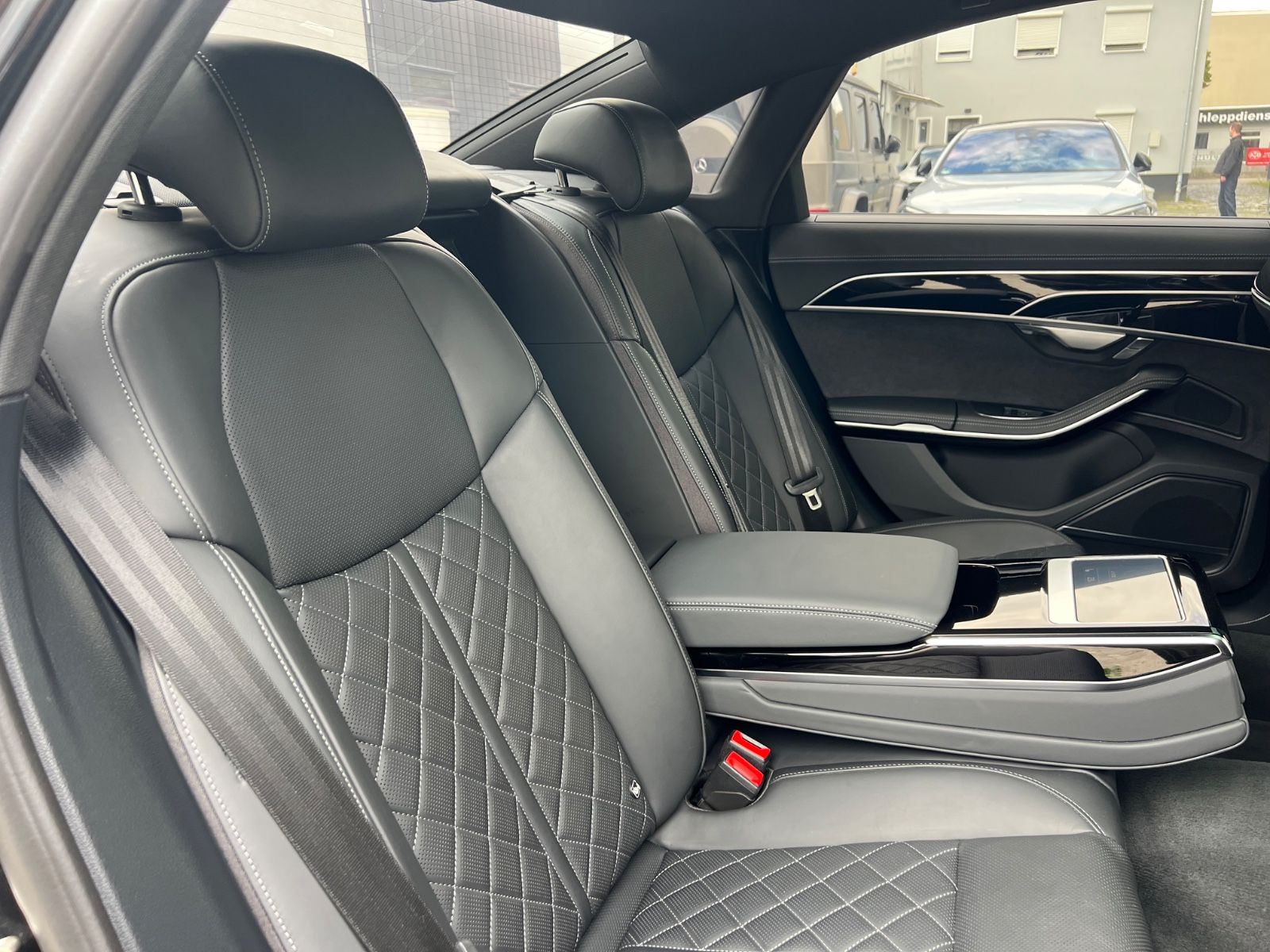 Audi A8 60 TFSI e quattro S line,Matrix,Pano.HUD. TV
