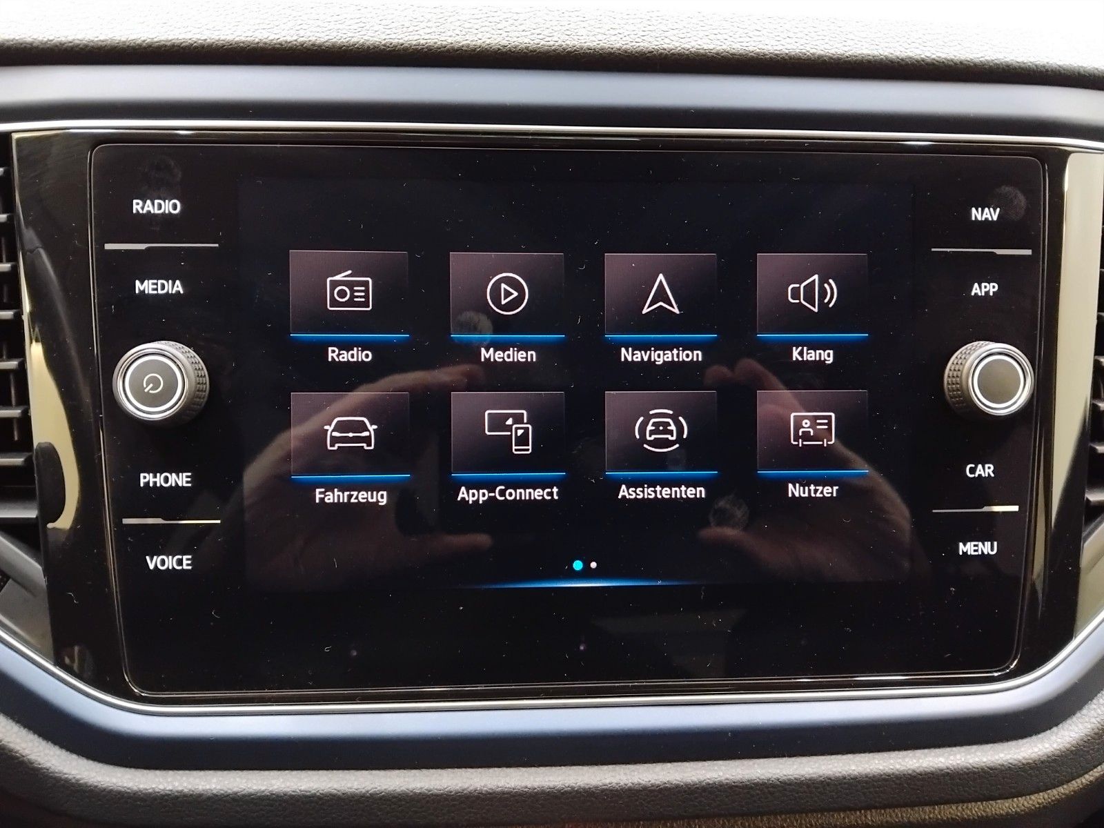 Volkswagen T-Roc 1.5 TSI United - Samsaru's Car Outlet