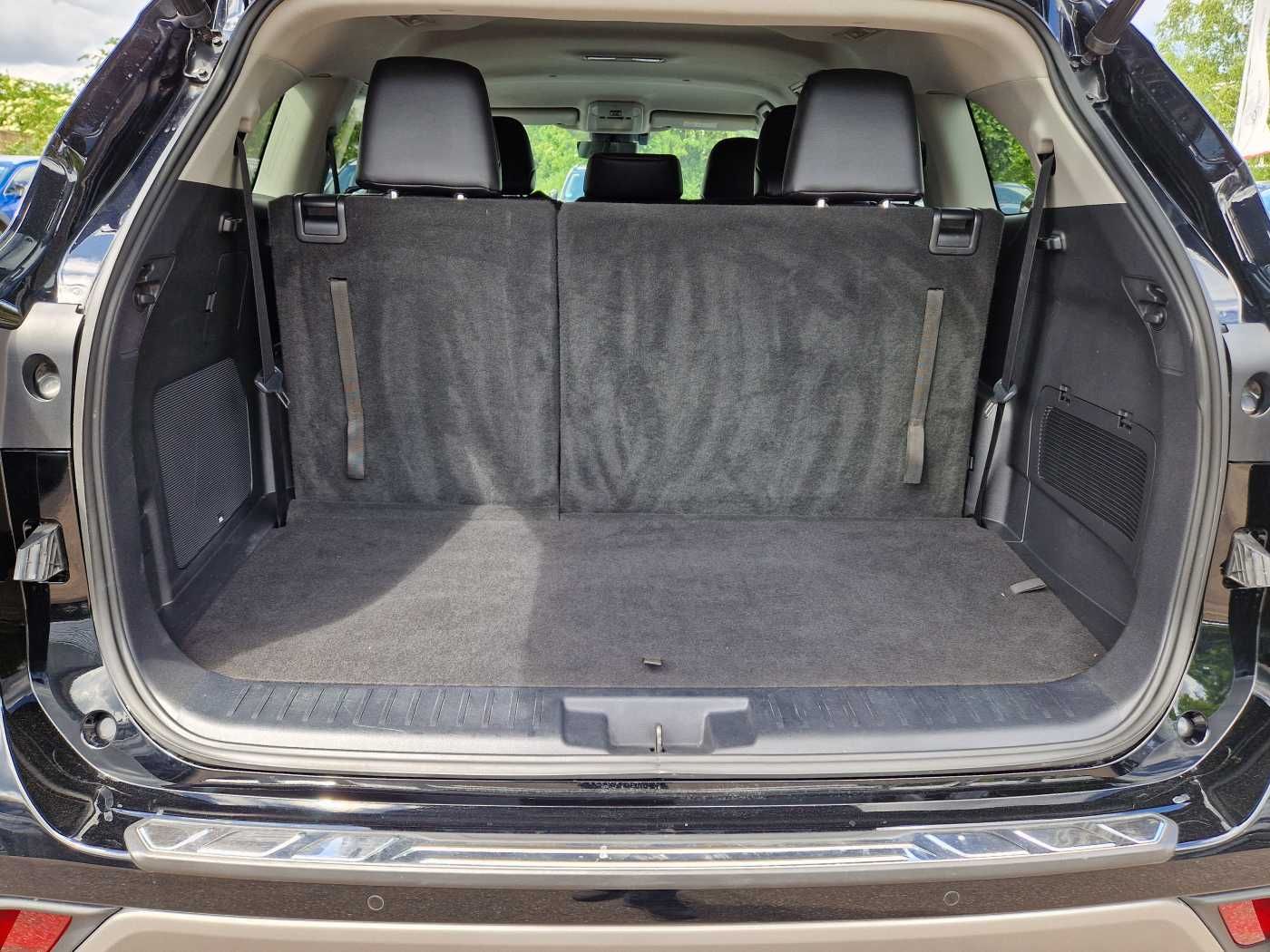 Toyota Highlander 2.5 Hybrid Luxury