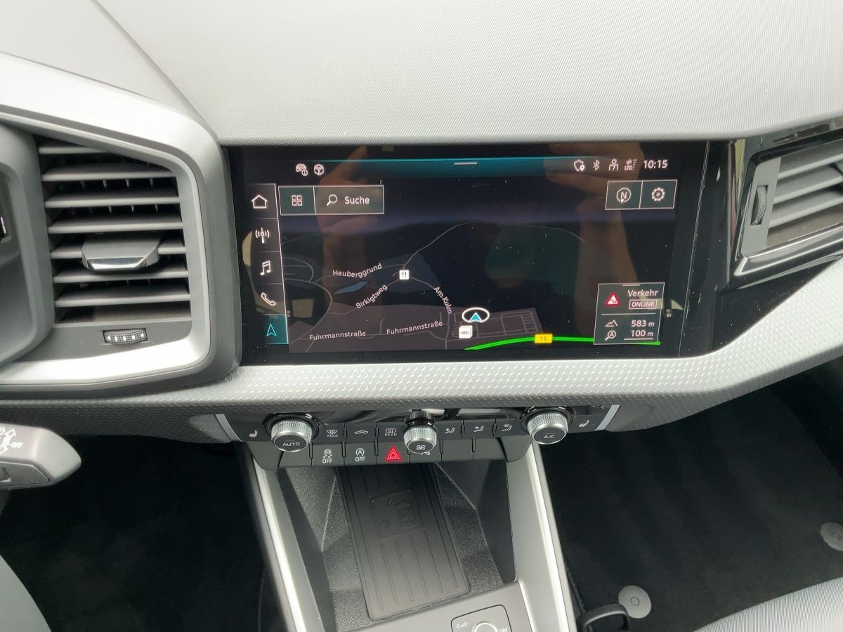 Audi A1 allstreet 30 TFSI S-TR - Samsaru's Car Outlet