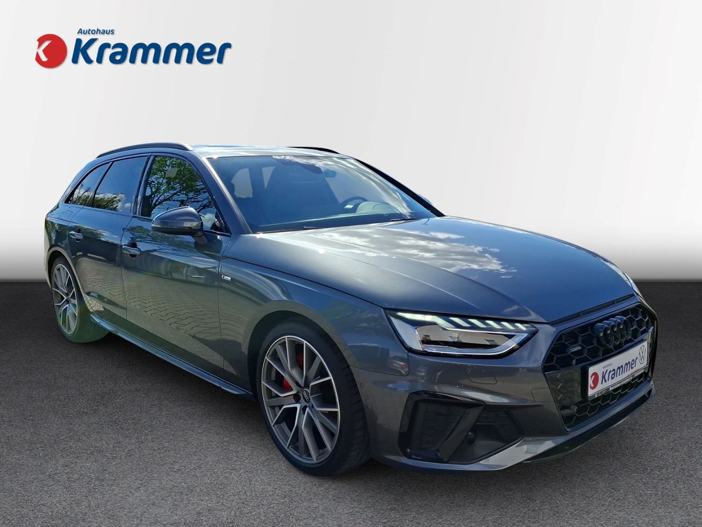 Audi A4 Avant 40 TFSI quattro S line *S-Sitze*AHK*Pan