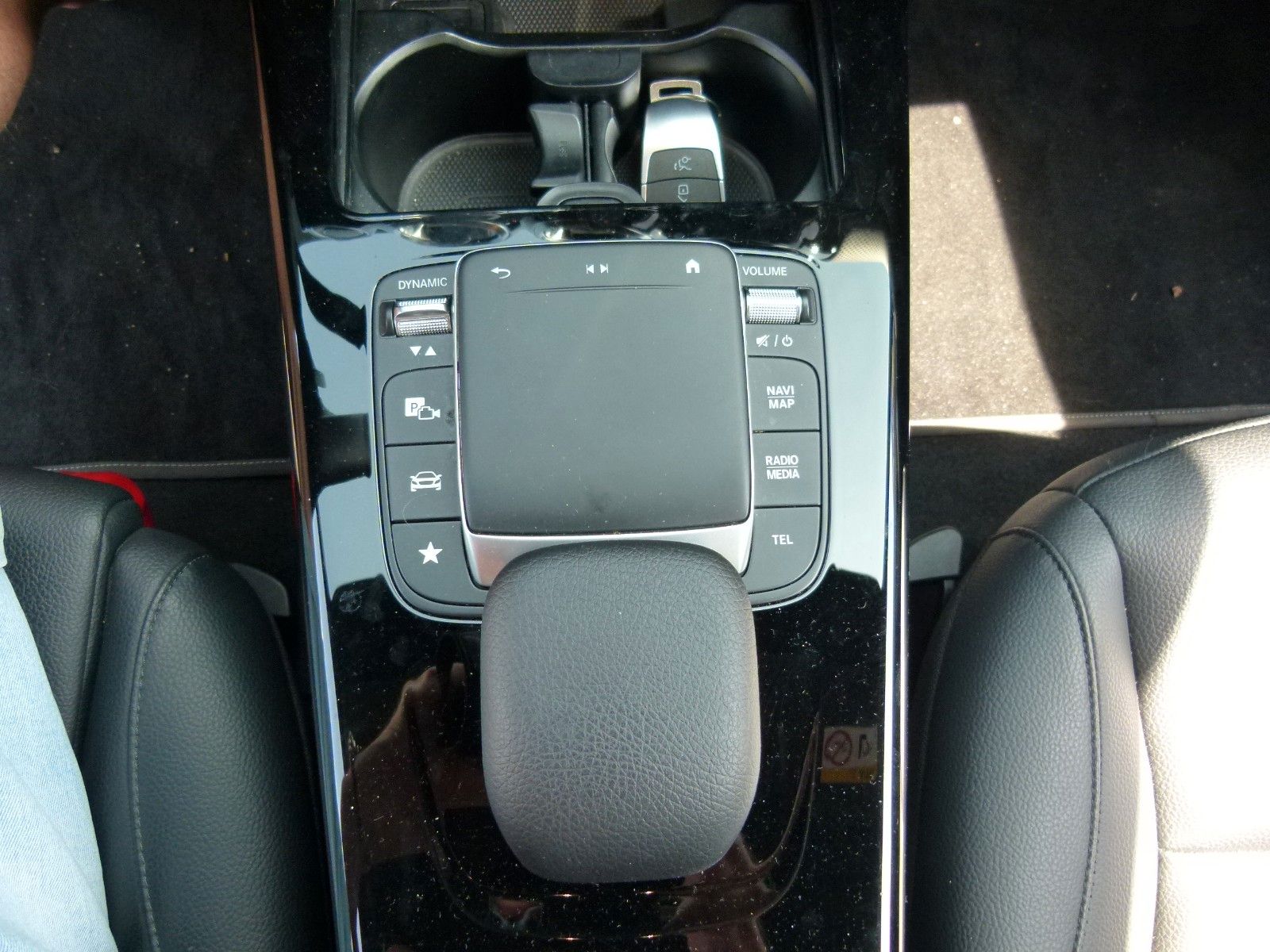 Mercedes-Benz CLA 180 d Limousine - Samsaru's Car Outlet