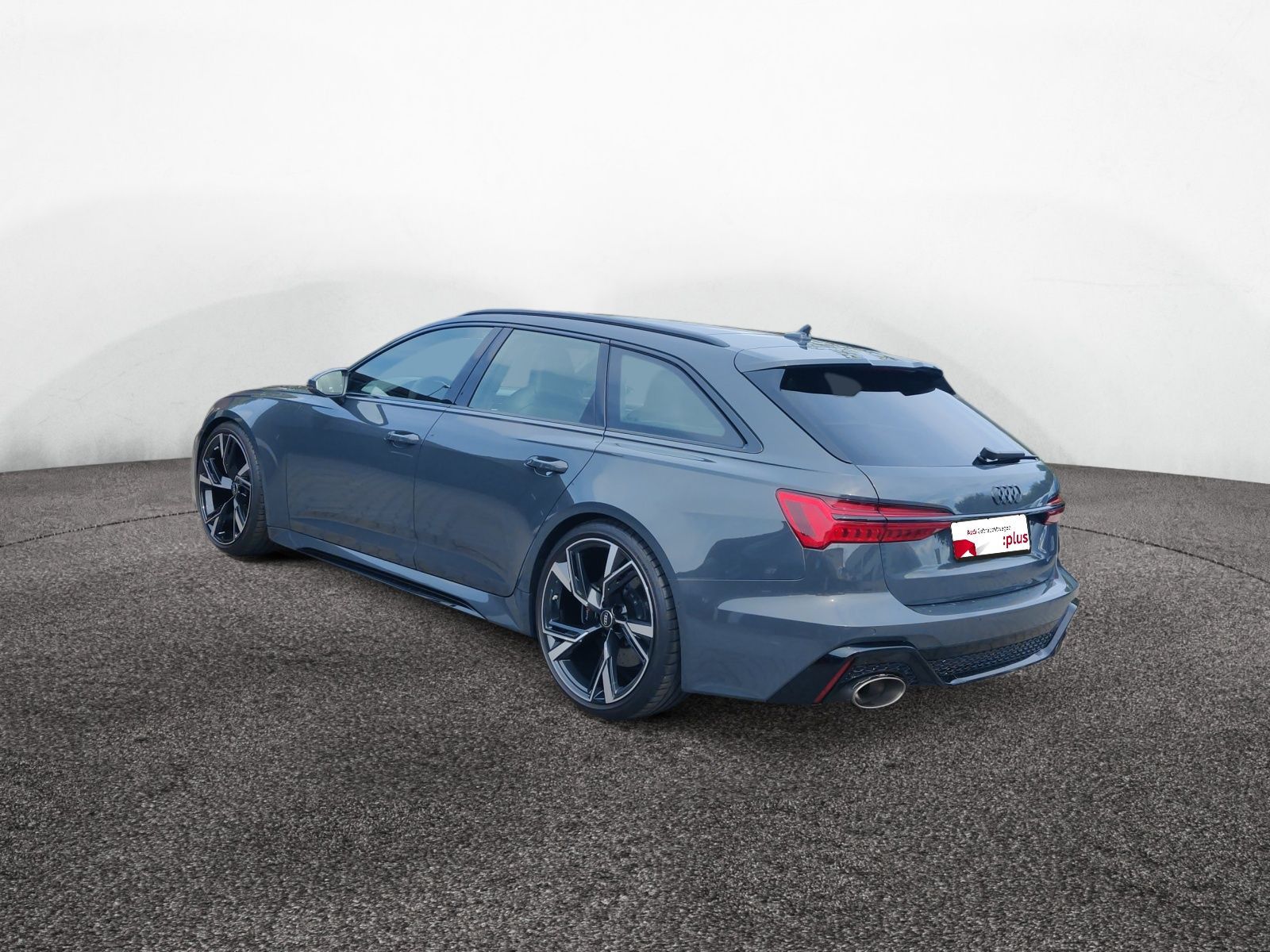 Audi RS6 Avant 4.0 TFSI LED AHK HUD NAVI PANO STHZ