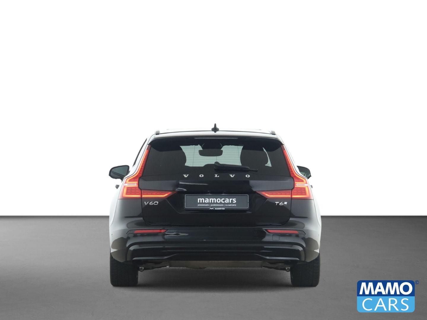Volvo V60 T6 Recharge AWD Plus Dark Plug-In Hybrid