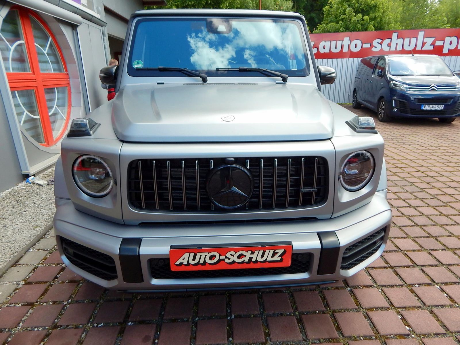 Mercedes-Benz G 63 AMG - Samsaru's Car Outlet