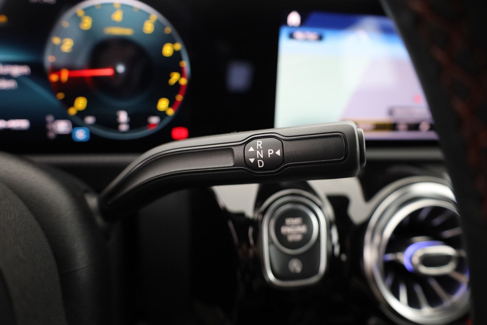 Mercedes-Benz CLA 35 AMG - Samsaru's Car Outlet