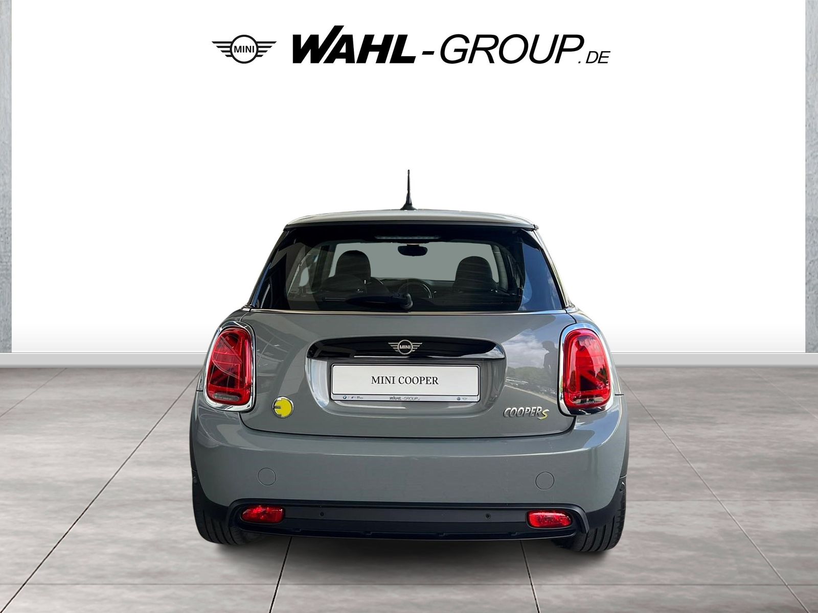 MINI Cooper SE Essential - Samsaru's Car Outlet