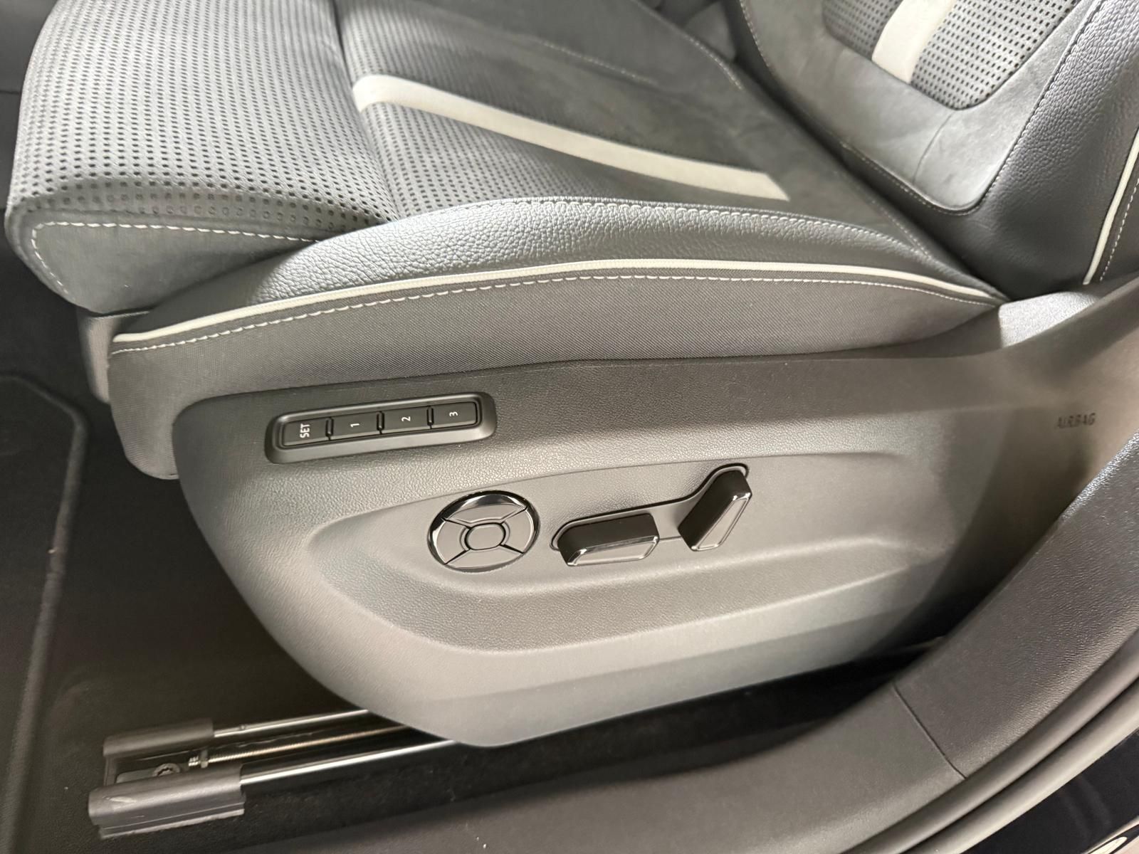 Skoda Kodiaq iV Plug-In Sportline-Pano/AHK/ACC/CarPlay