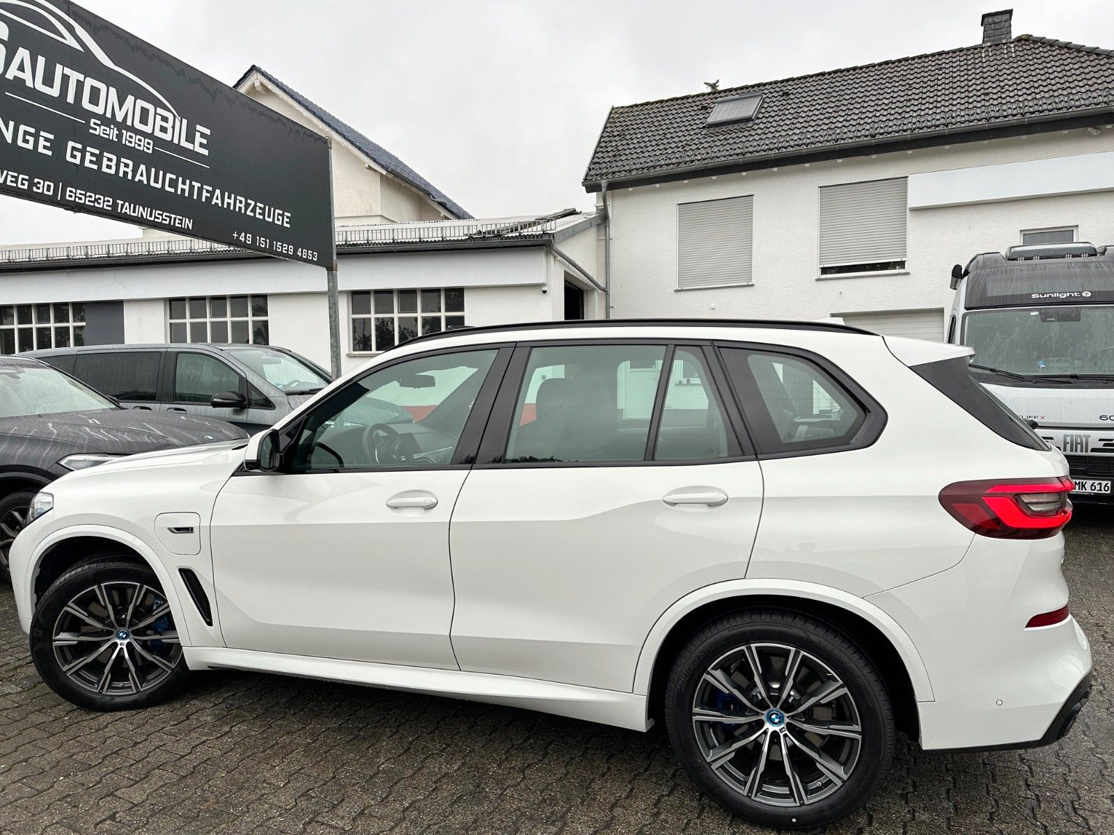 BMW X5 xDr45e M Sport PANO*M Sitze*Laser*ACC*360°