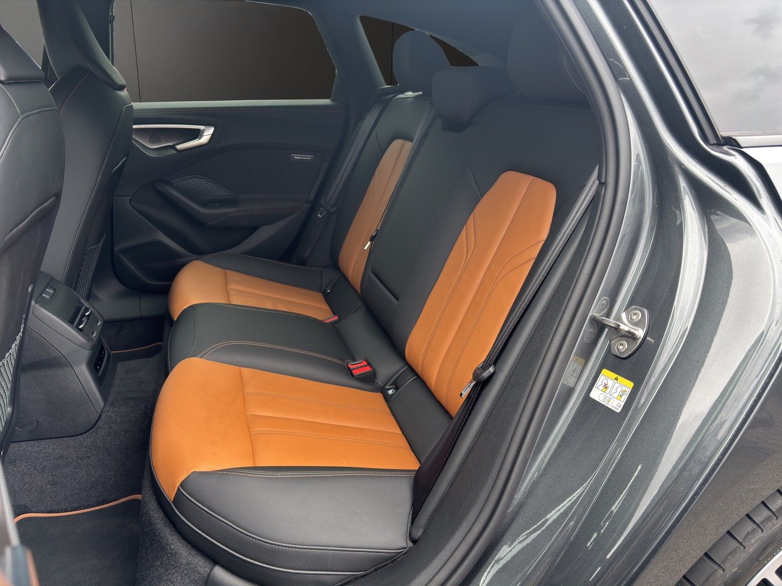 Audi A5 Avant TDI q. S line Matrix+HuD+B&O