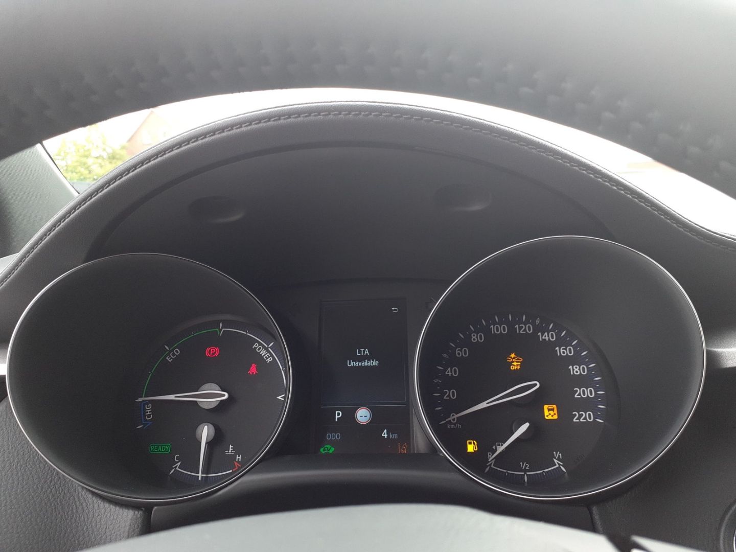 Toyota C-HR 1.8-l-Hybrid Flow - Samsaru's Car Outlet
