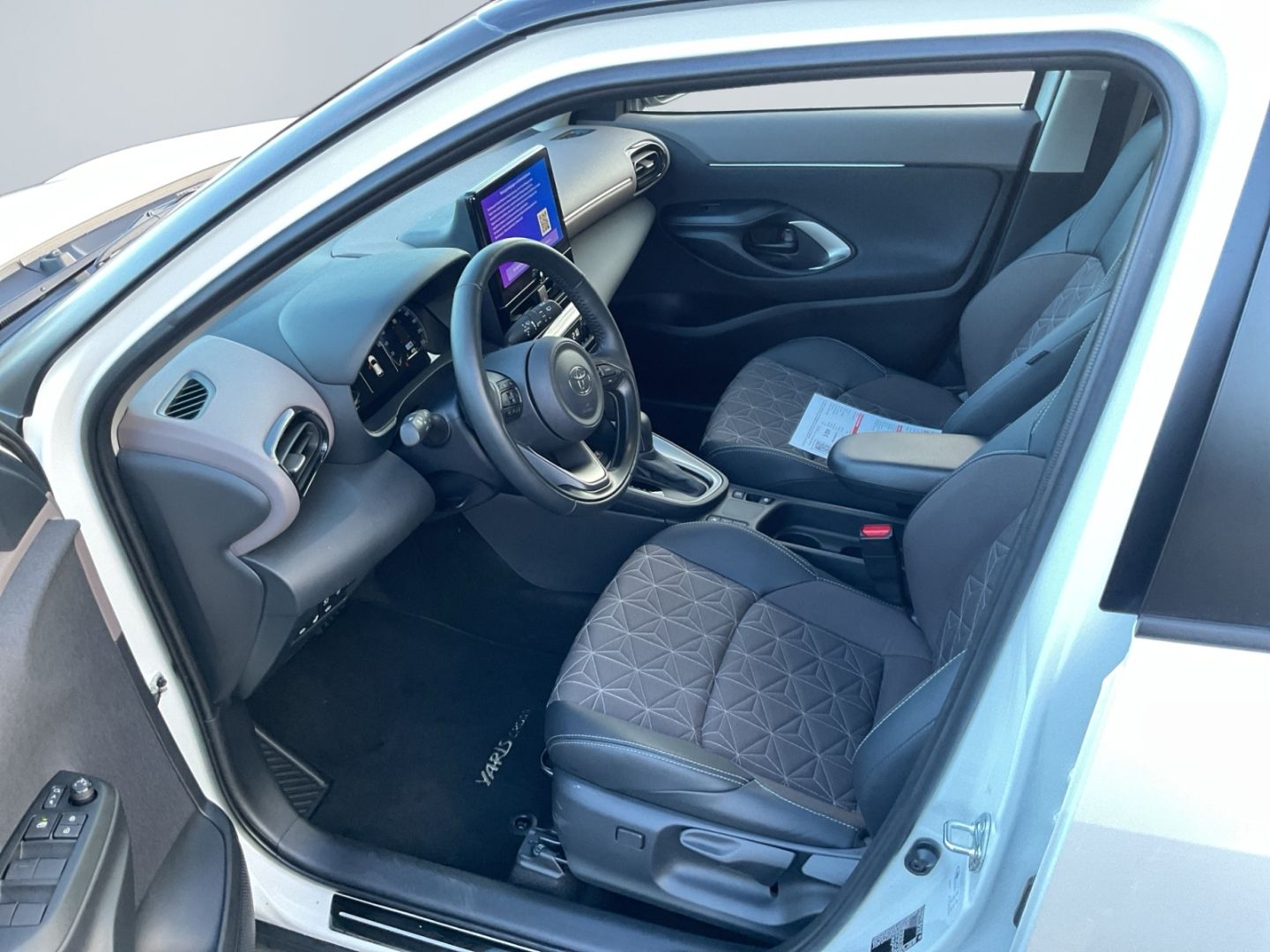 Toyota Yaris Cross Hybrid 130 1.5 Style Plus *Matrix*36