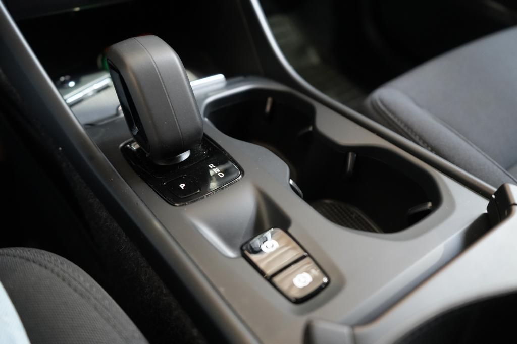 Volvo XC 40 B4 Momentum - Samsaru's Car Outlet