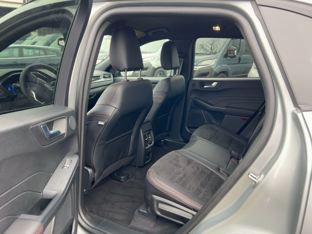 Ford KUGA ST-LINE X PHEV - Samsaru's Car Outlet